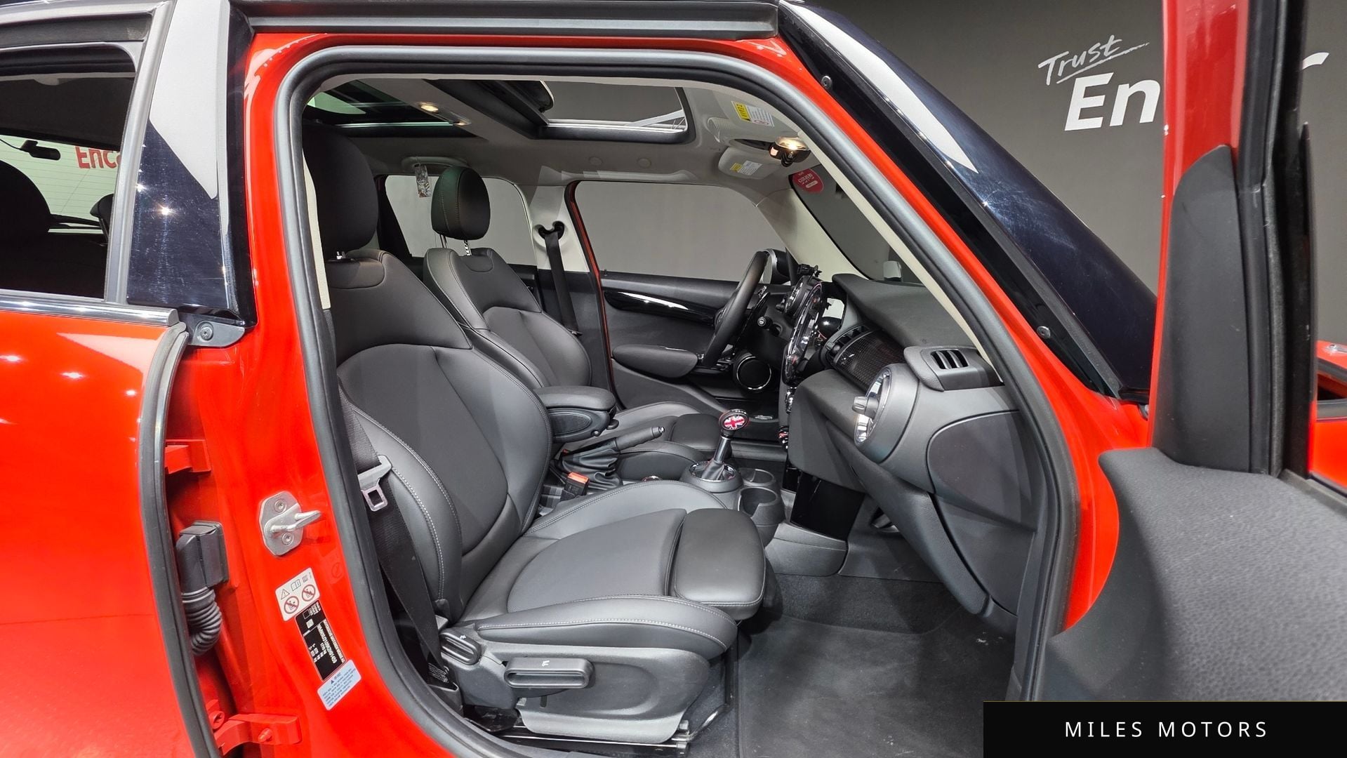MINI Cooper S 2019 — миниатюра 10