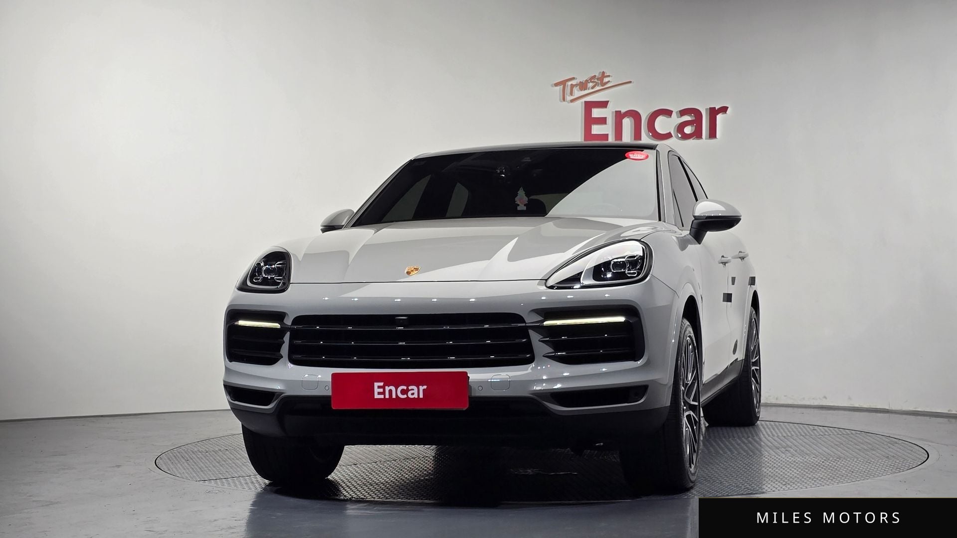 Porsche Cayenne 2021 — миниатюра 3