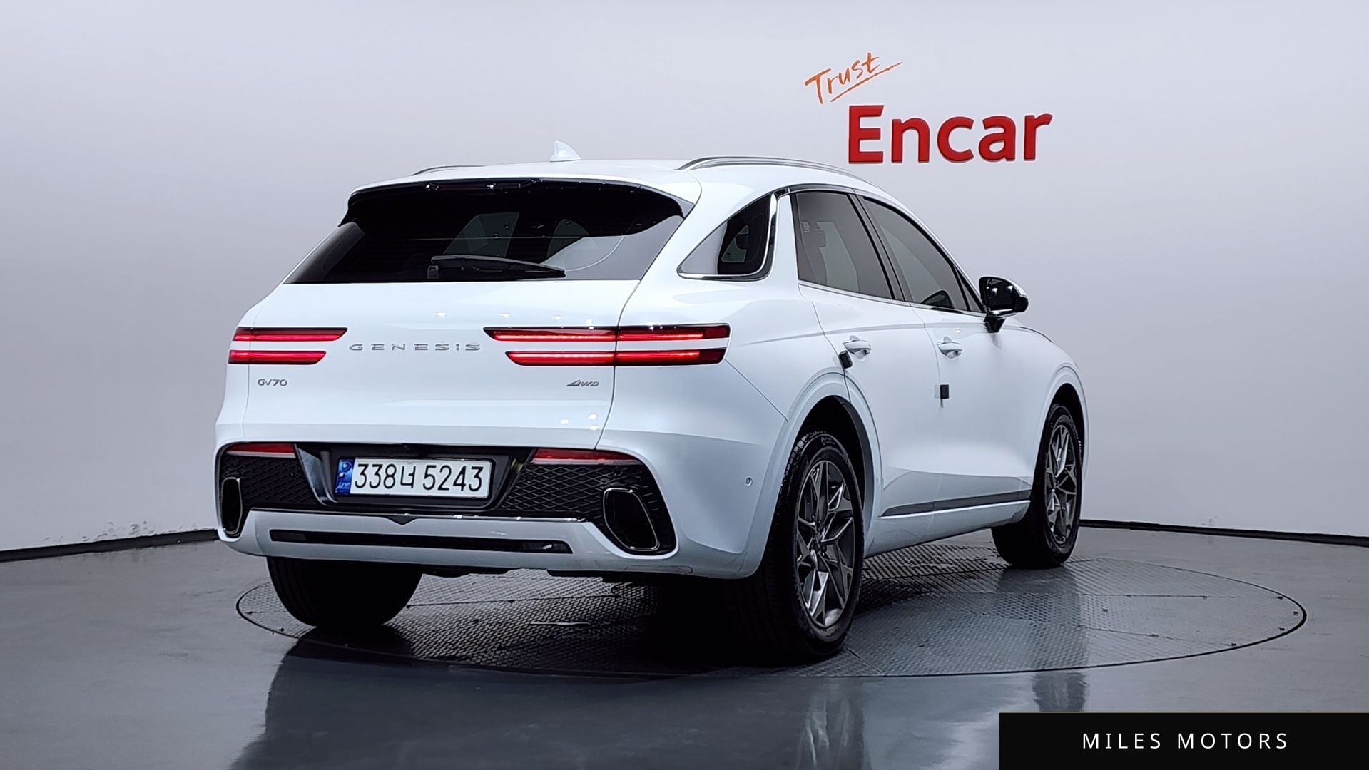 Genesis GV70 2023 — миниатюра 2