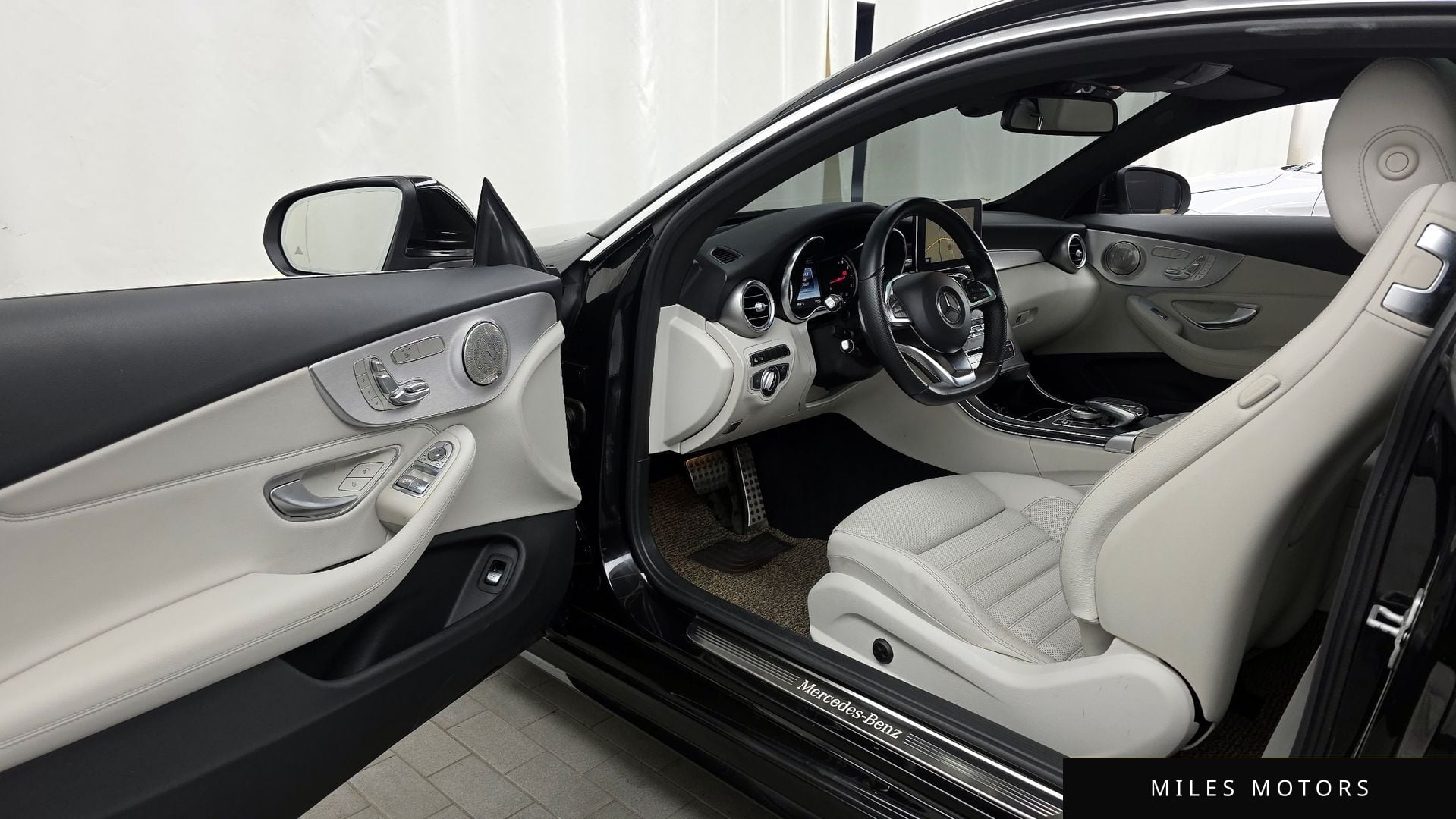 Mercedes-Benz C-Class W205 2017 — миниатюра 10
