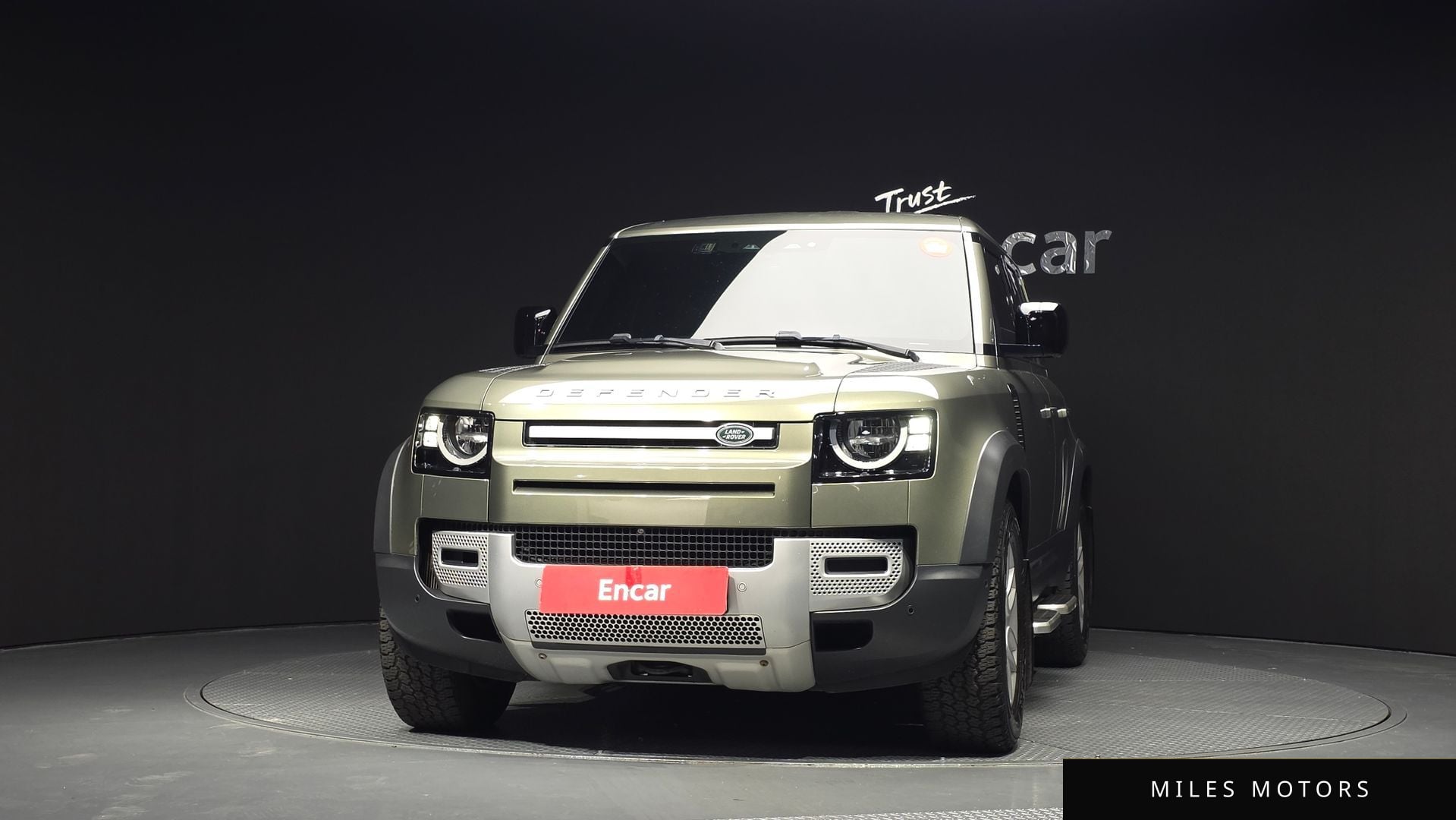 Land Rover Defender 2020 — миниатюра 3