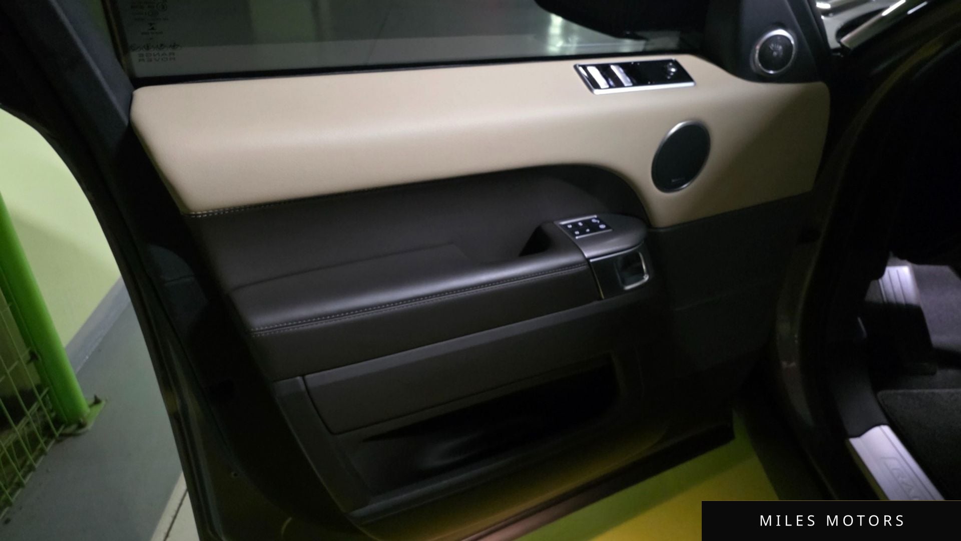 Land Rover Range Rover Sport 2020 — миниатюра 9