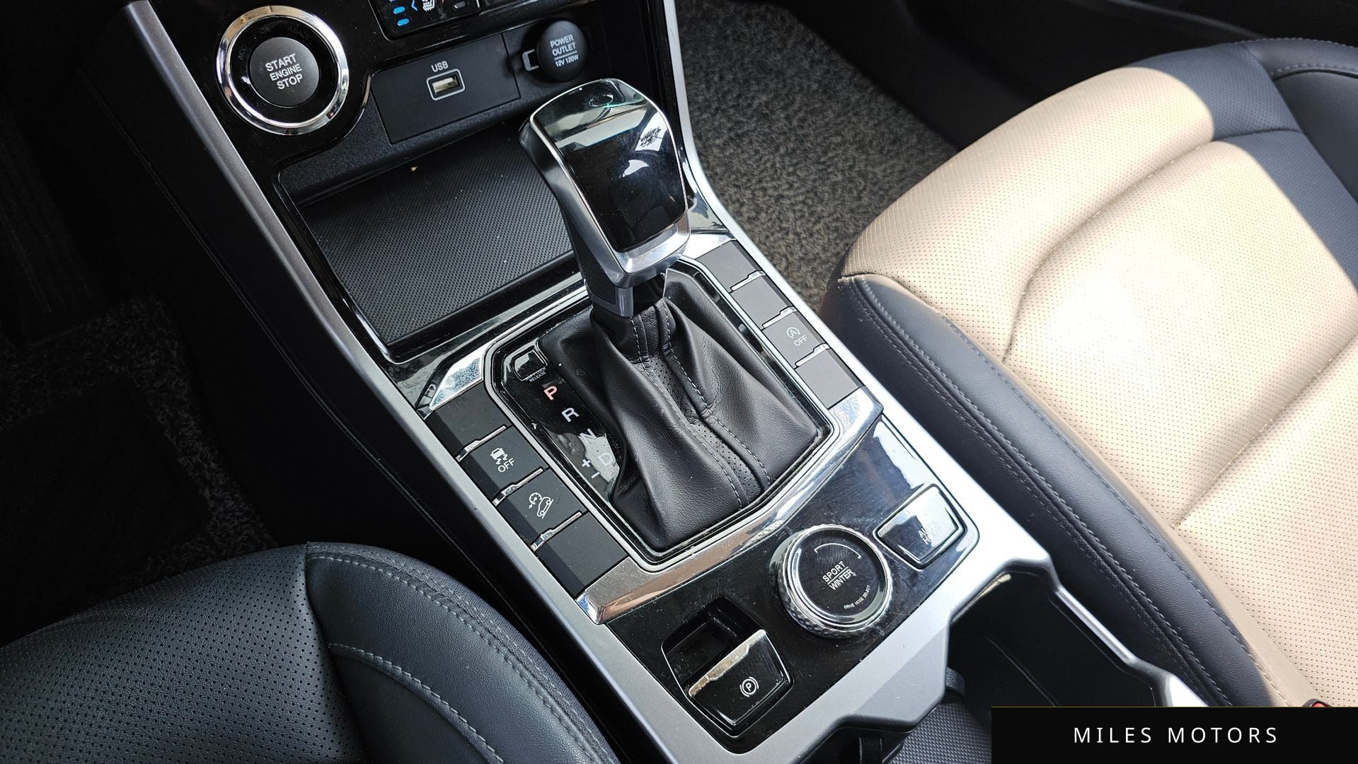 KG Mobility Beautiful Korando 2022 — миниатюра 12