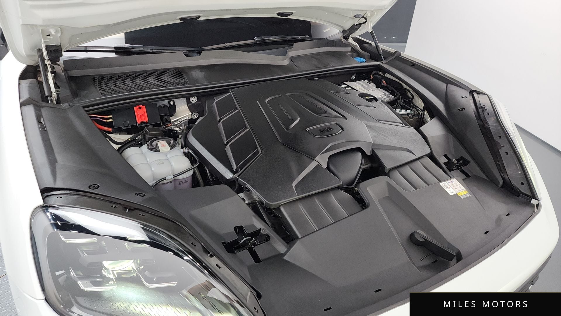 Porsche Cayenne 2024 — миниатюра 6
