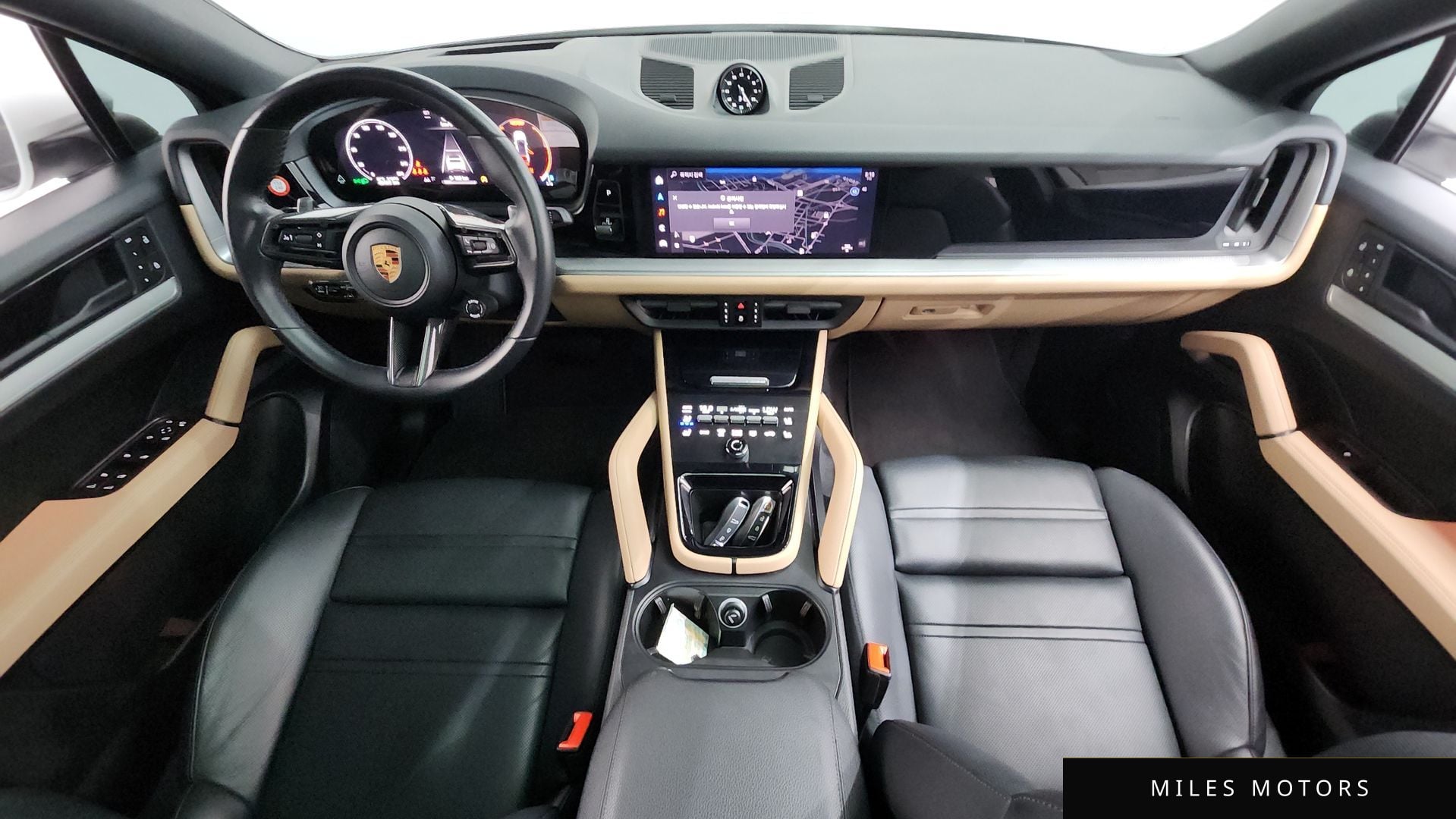 Porsche Cayenne 2024 — миниатюра 10