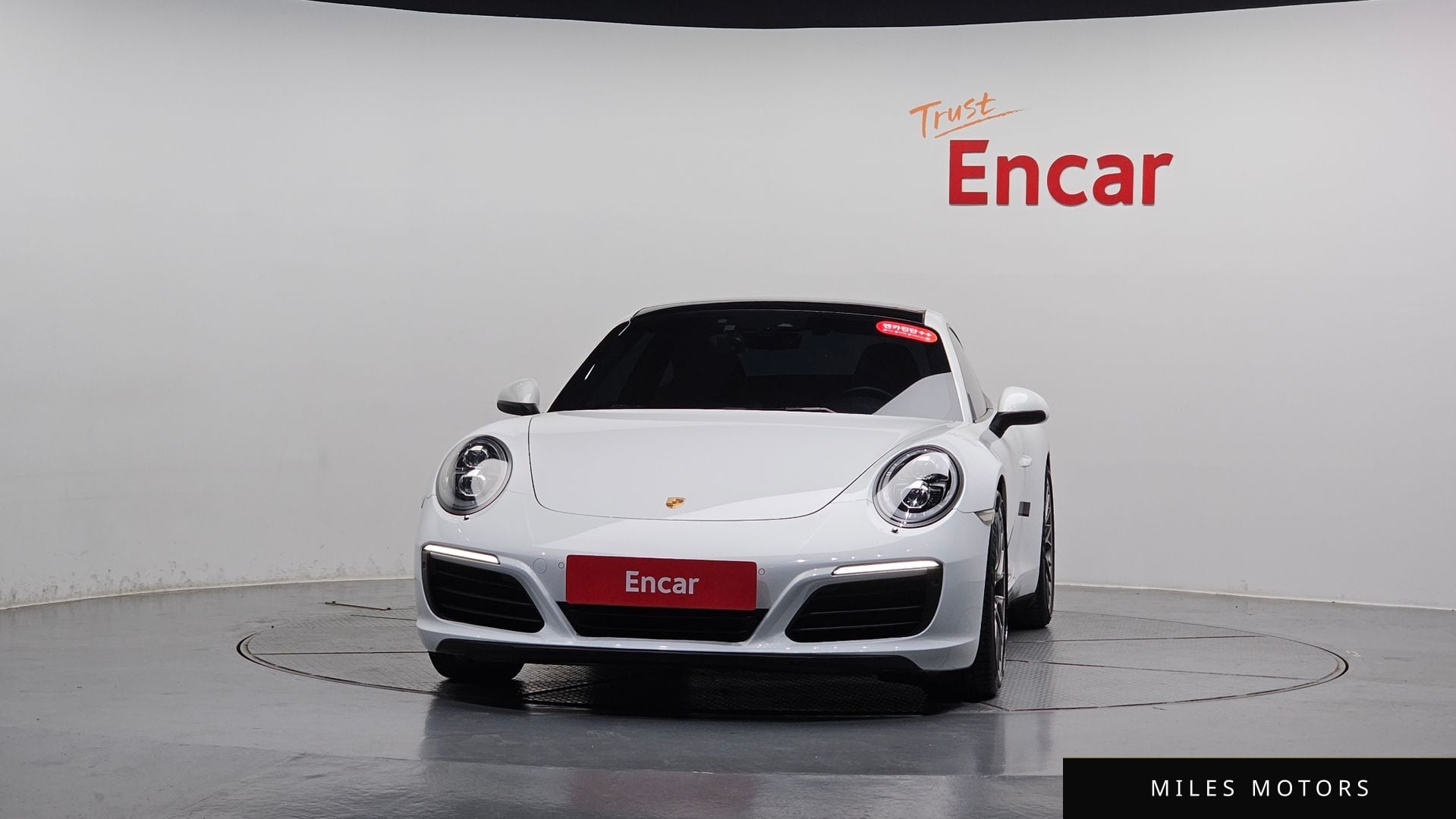Porsche 911 2017 — миниатюра 2