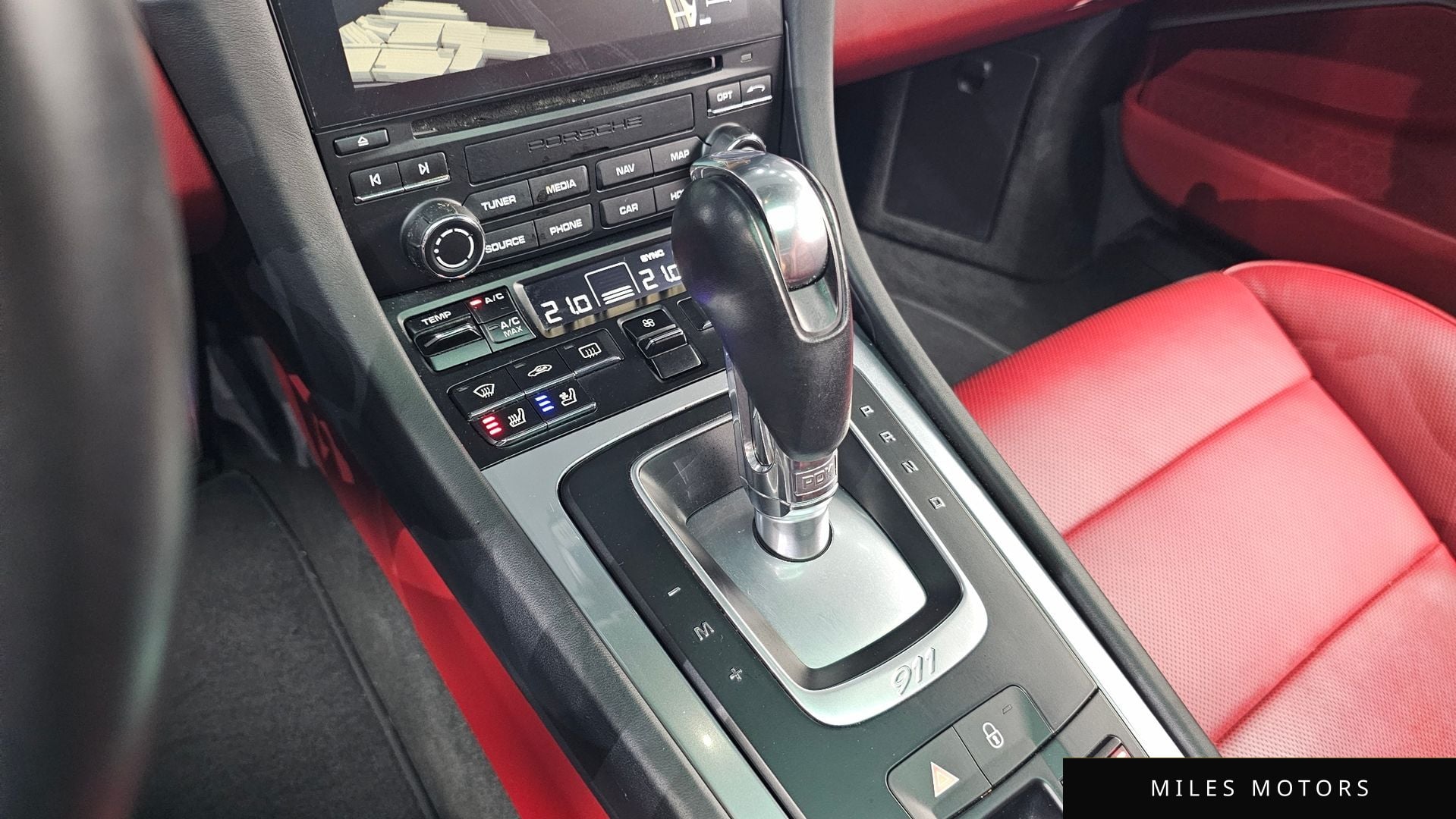Porsche 911 2017 — миниатюра 11