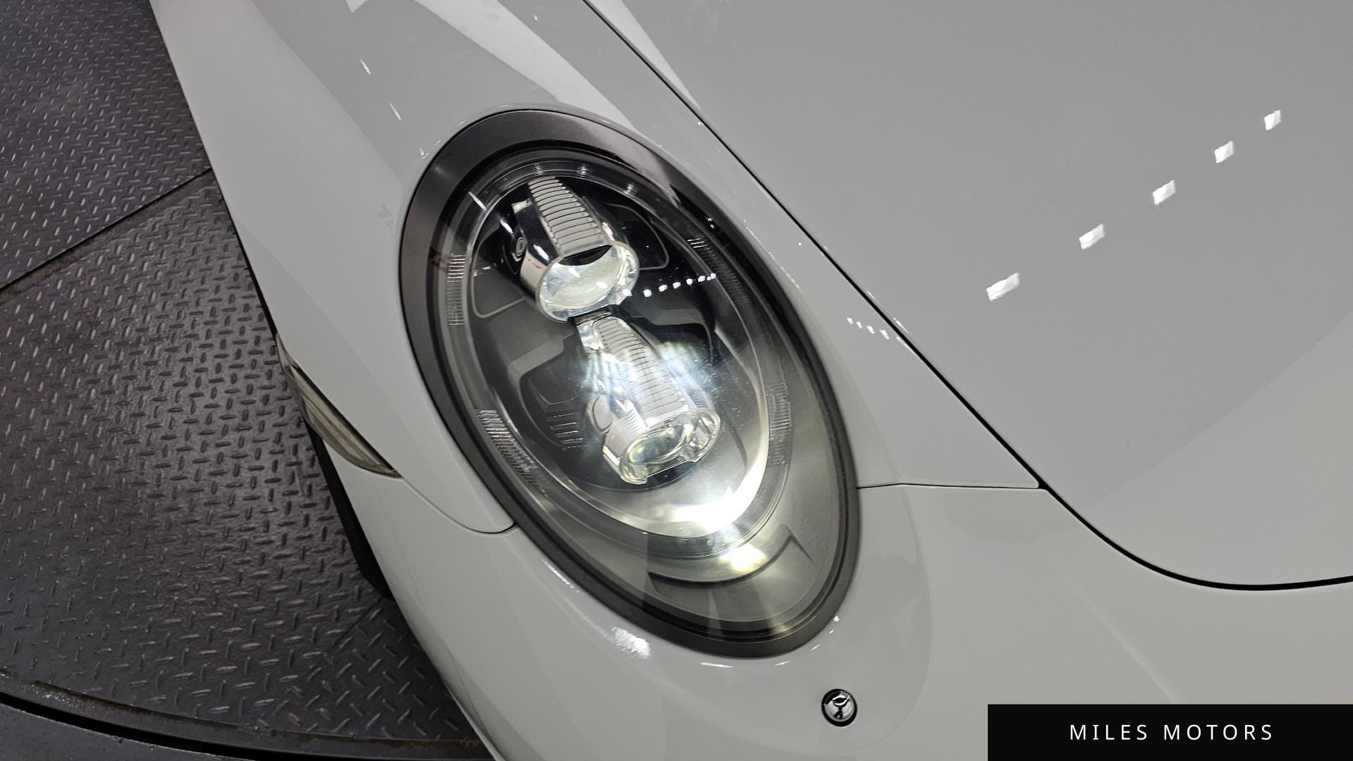 Porsche 911 2017 — миниатюра 7