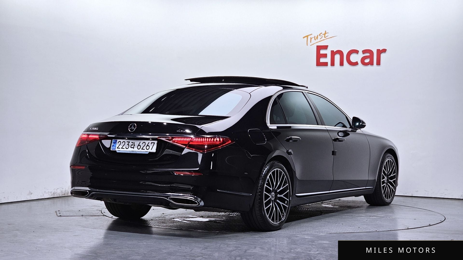Mercedes-Benz S-Class W223 2024 — фото 1 из 12