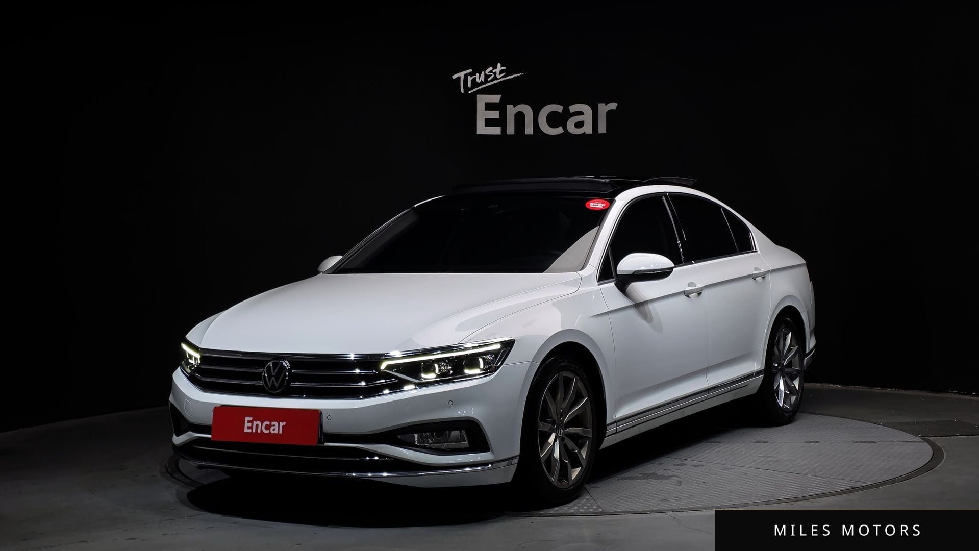 Volkswagen Passat 2021 — фото 1 из 12