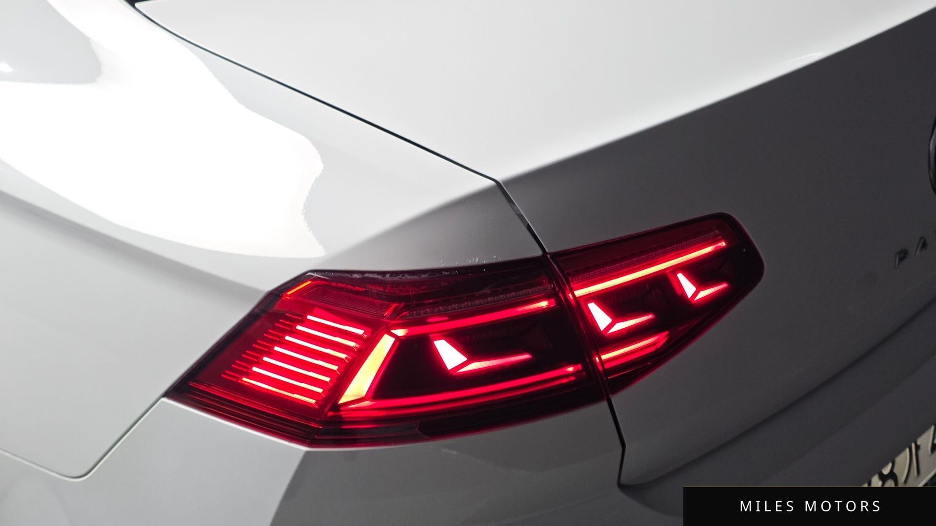 Volkswagen Passat 2021 — миниатюра 9