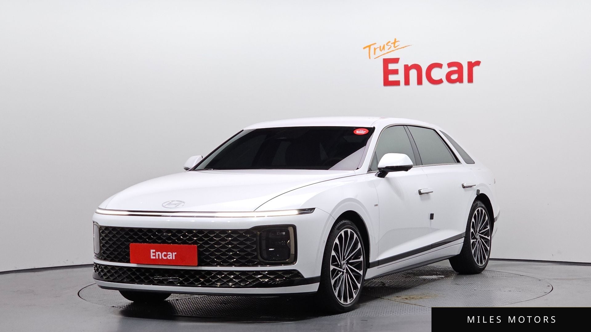 Hyundai Grandeur 2024 — фото 1 из 12