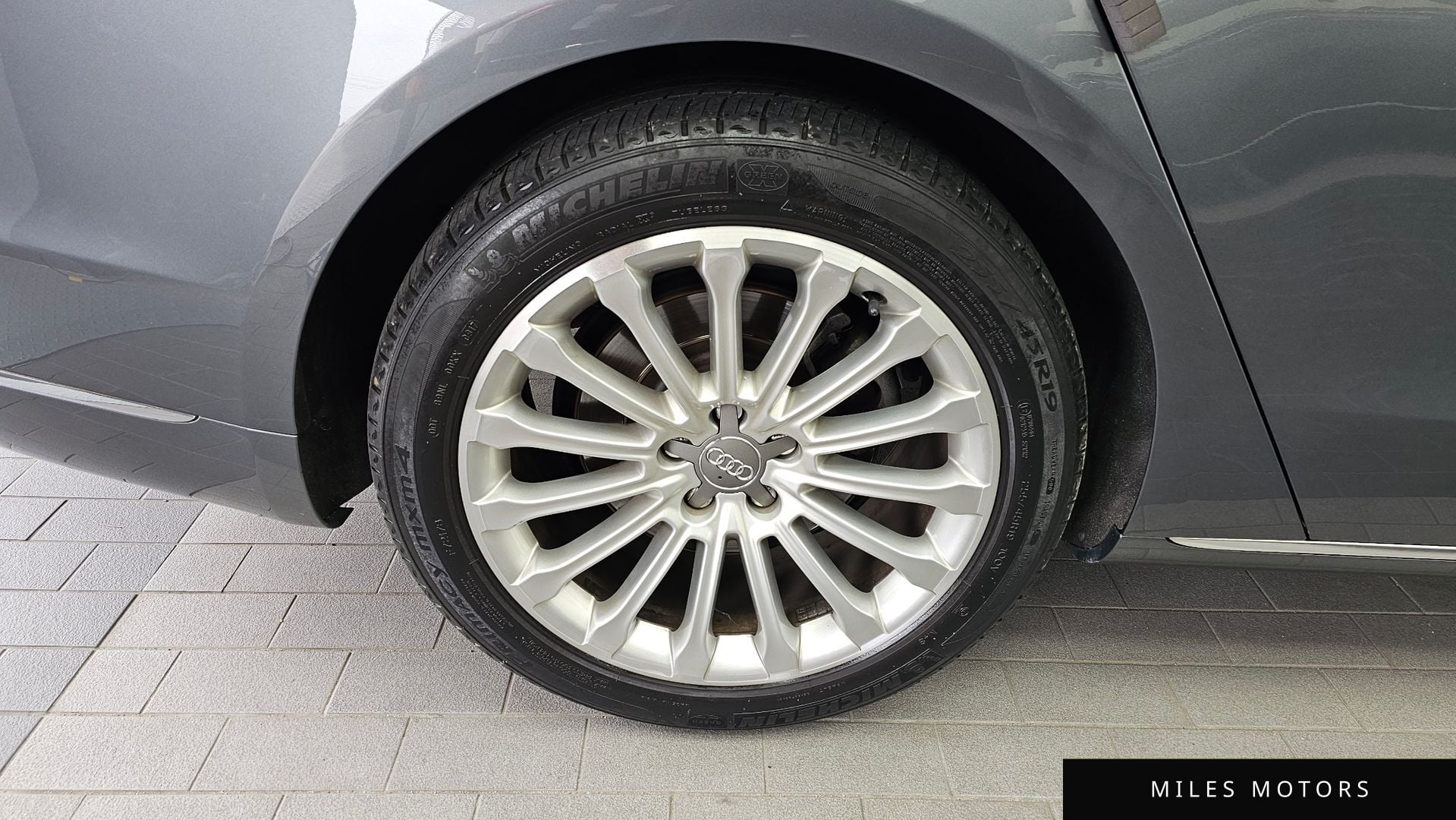 Audi A8 2015 — миниатюра 5