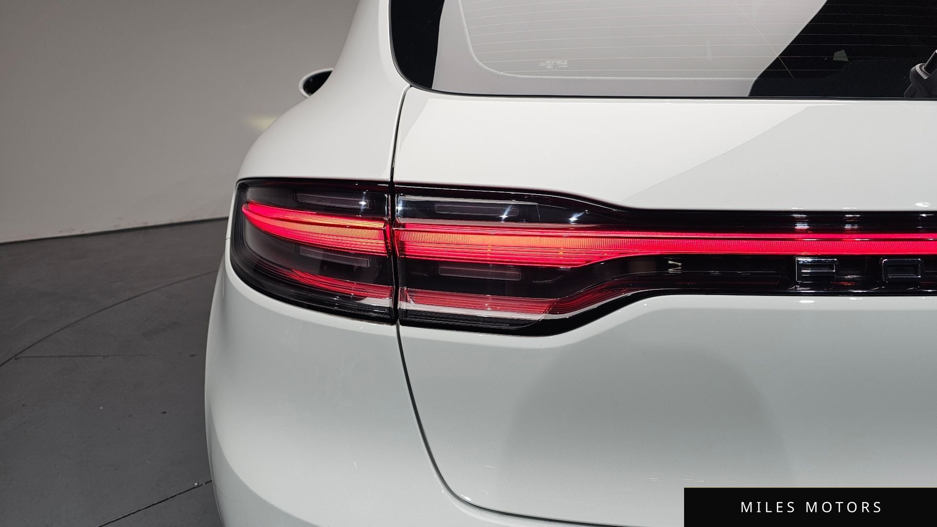 Porsche Macan 2021 — миниатюра 8