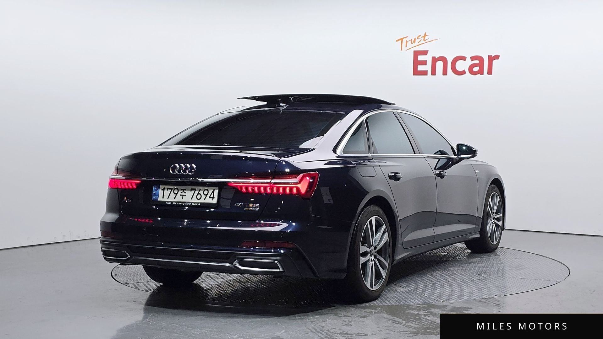 Audi A6 (C8) 2021 — фото 1 из 12