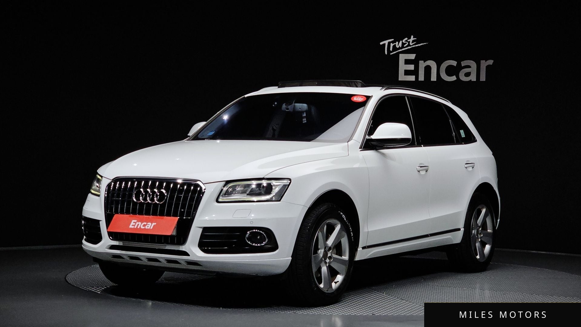 Audi Q5 2015 — фото 1 из 12
