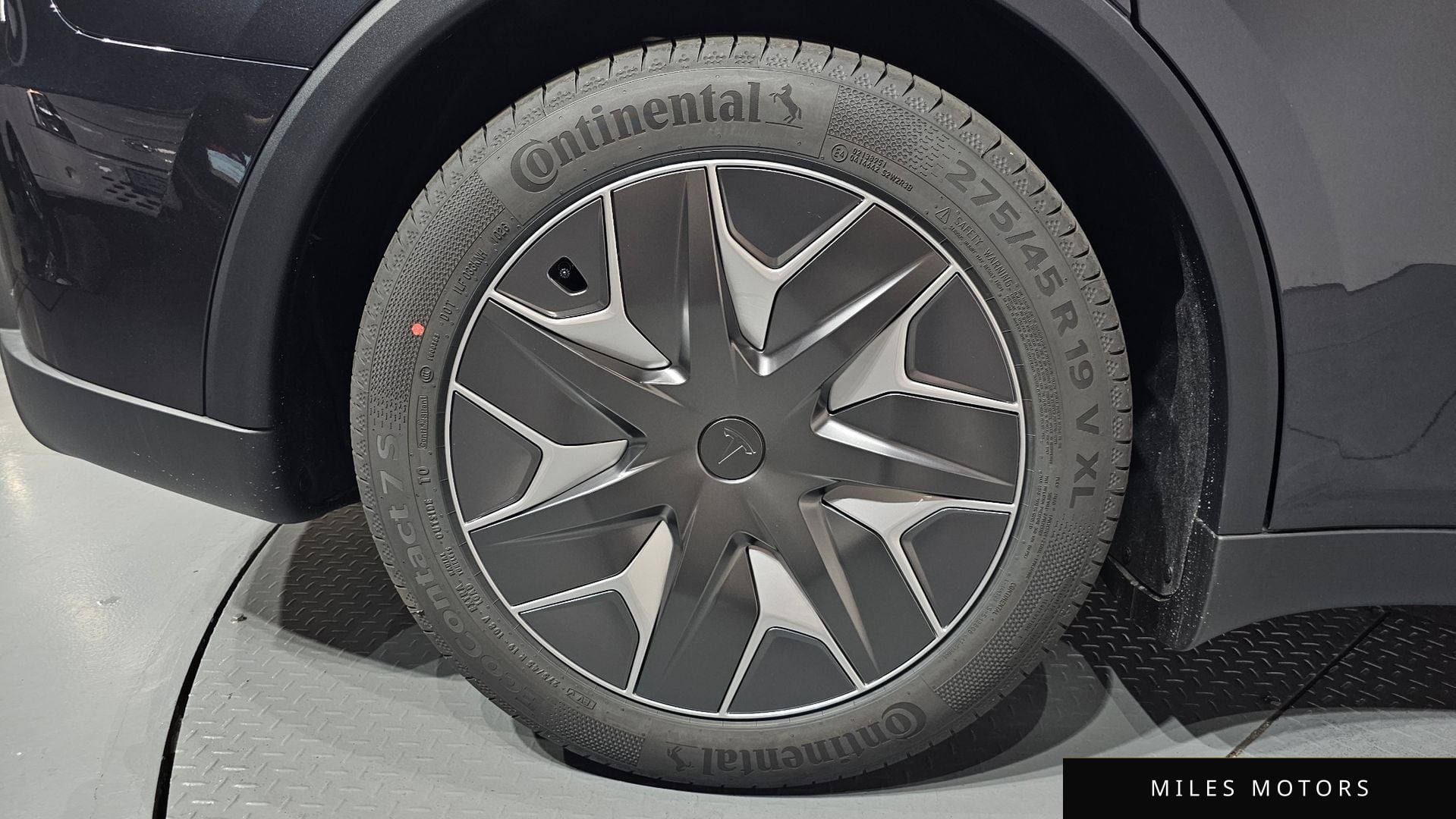 Tesla Model Y 2026 — миниатюра 4
