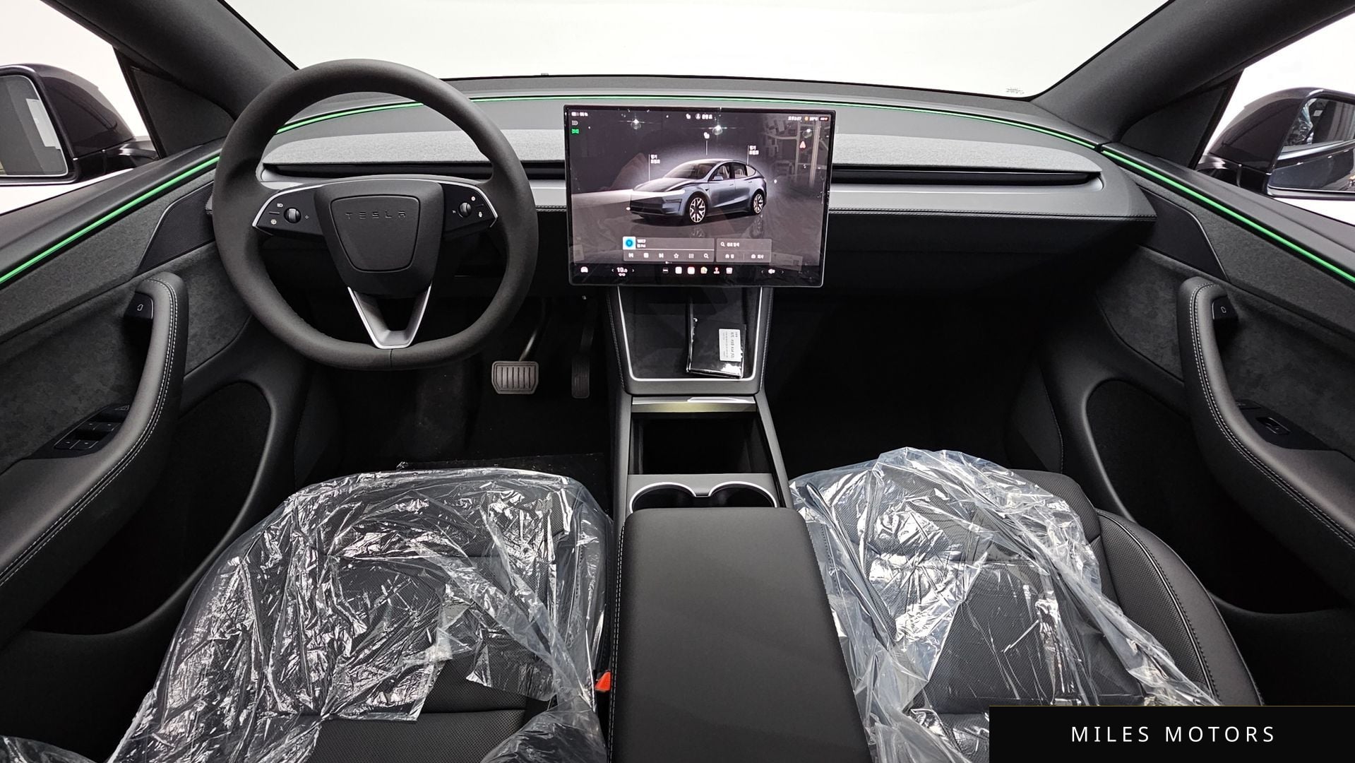 Tesla Model Y 2026 — миниатюра 9
