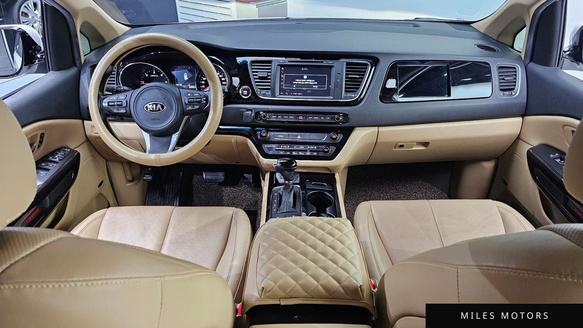 Kia Canival 2016 — миниатюра 9