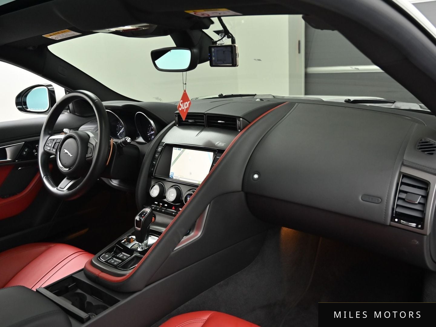 Jaguar F-TYPE 2015 — миниатюра 7