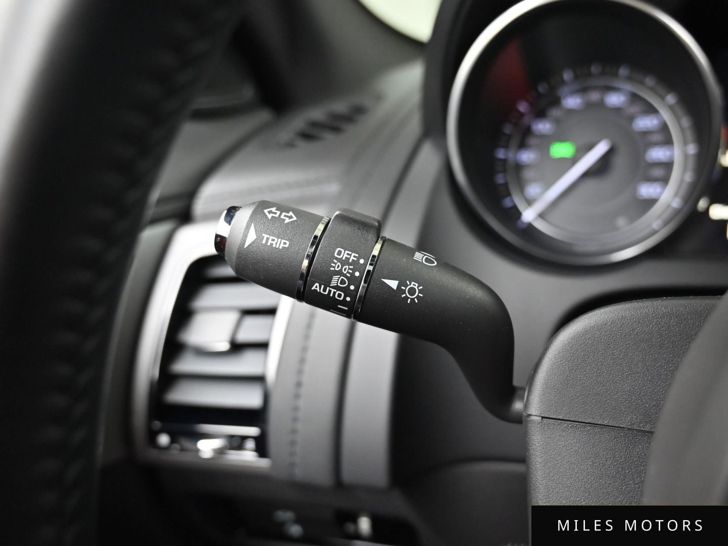 Jaguar F-TYPE 2015 — миниатюра 12