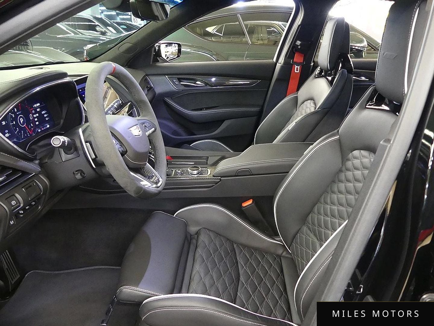Cadillac CT5-V 2022 — миниатюра 8