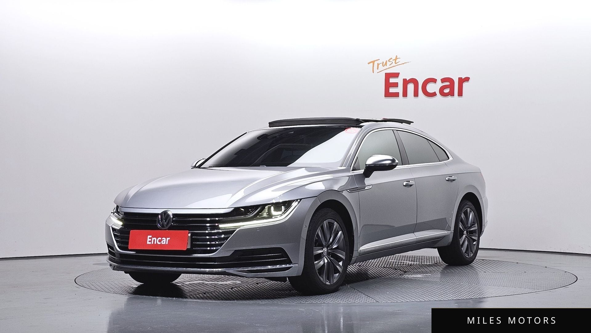 Volkswagen Arteon 2020 — фото 1 из 12