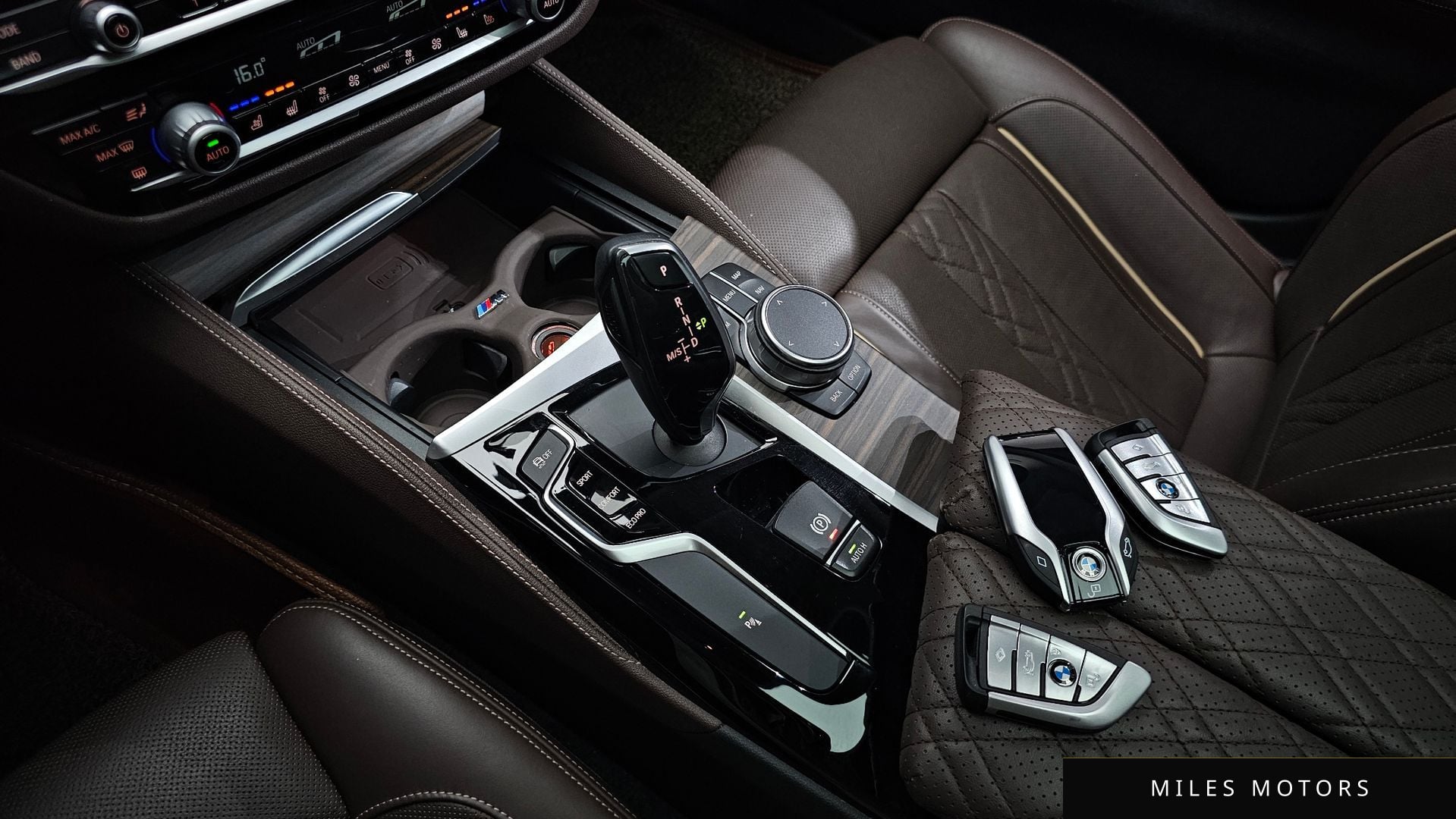 BMW 5 Series (G30) 2018 — миниатюра 12
