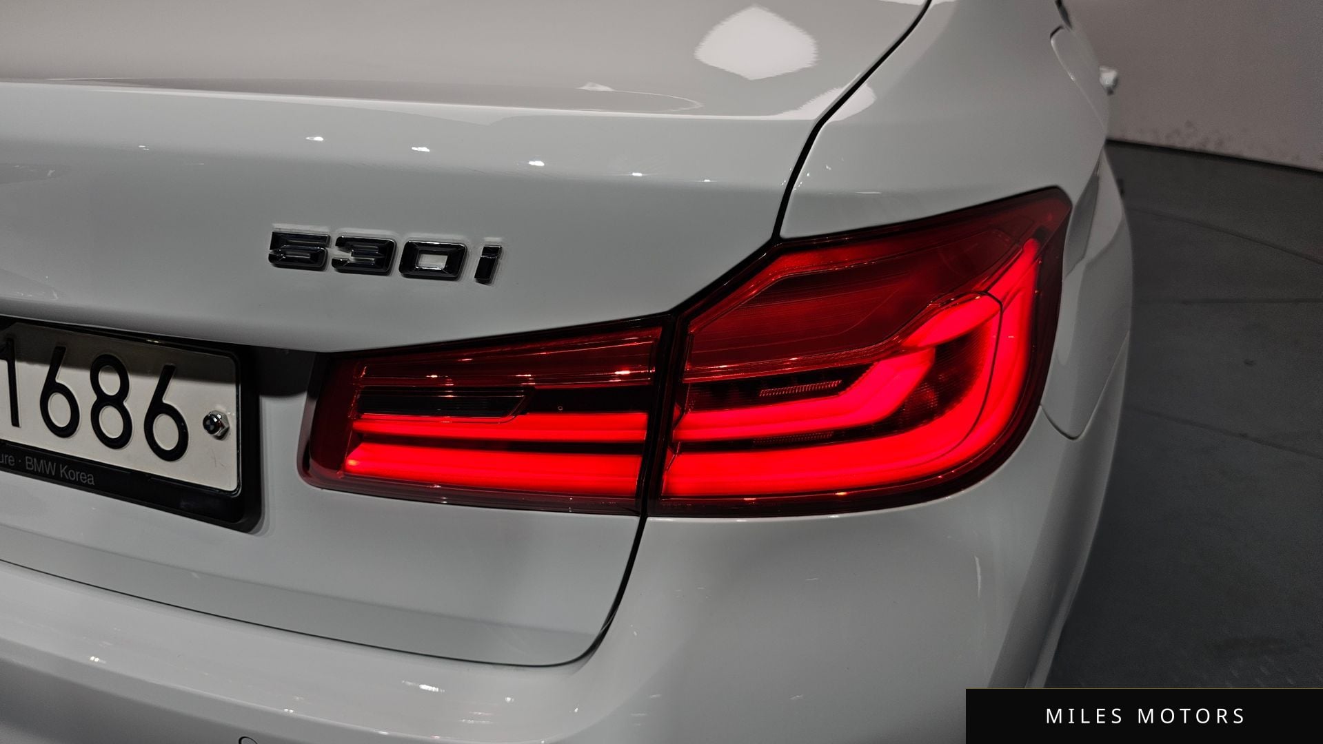 BMW 5 Series (G30) 2018 — миниатюра 9