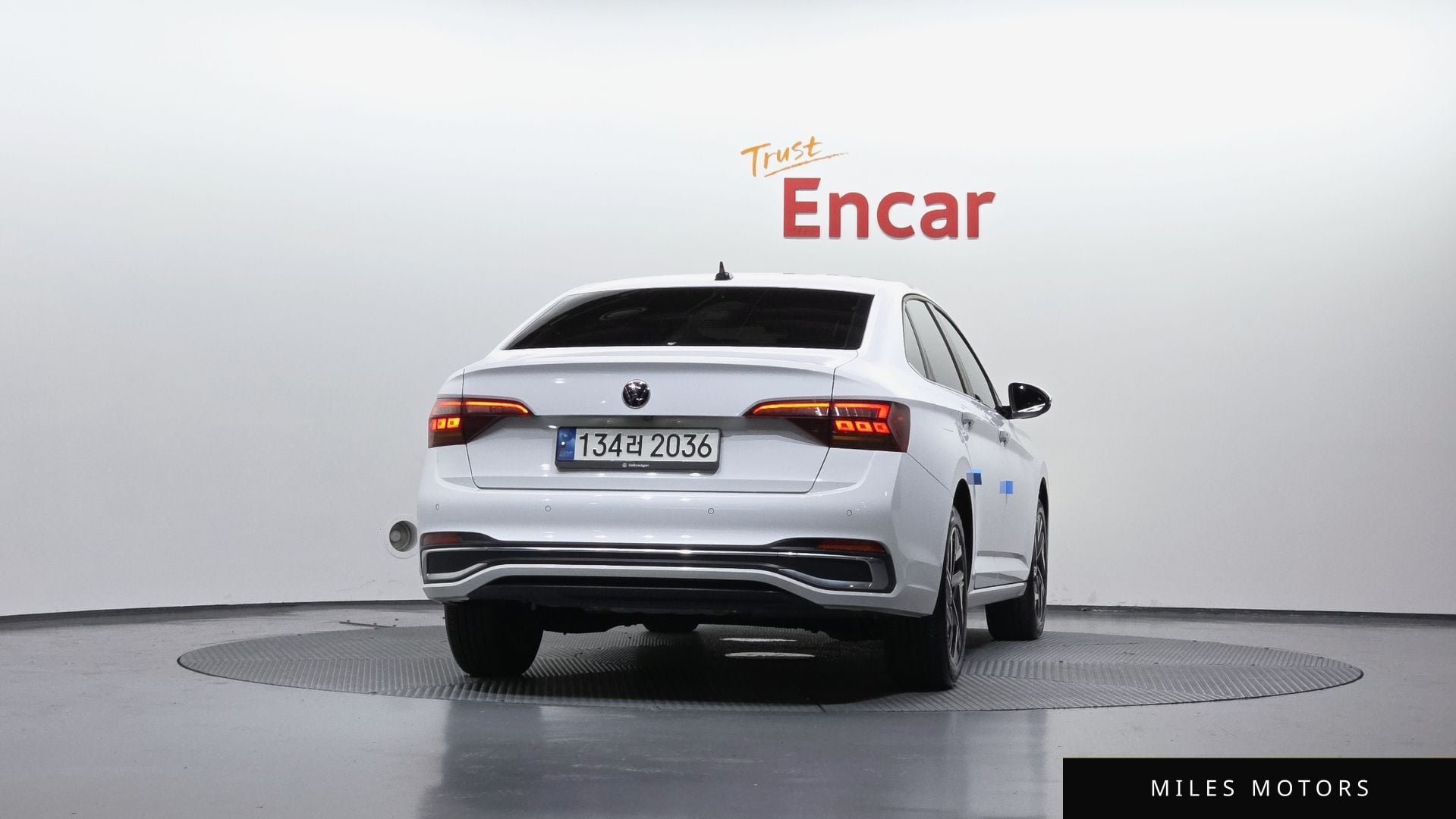 Volkswagen Jetta 2023 — миниатюра 4