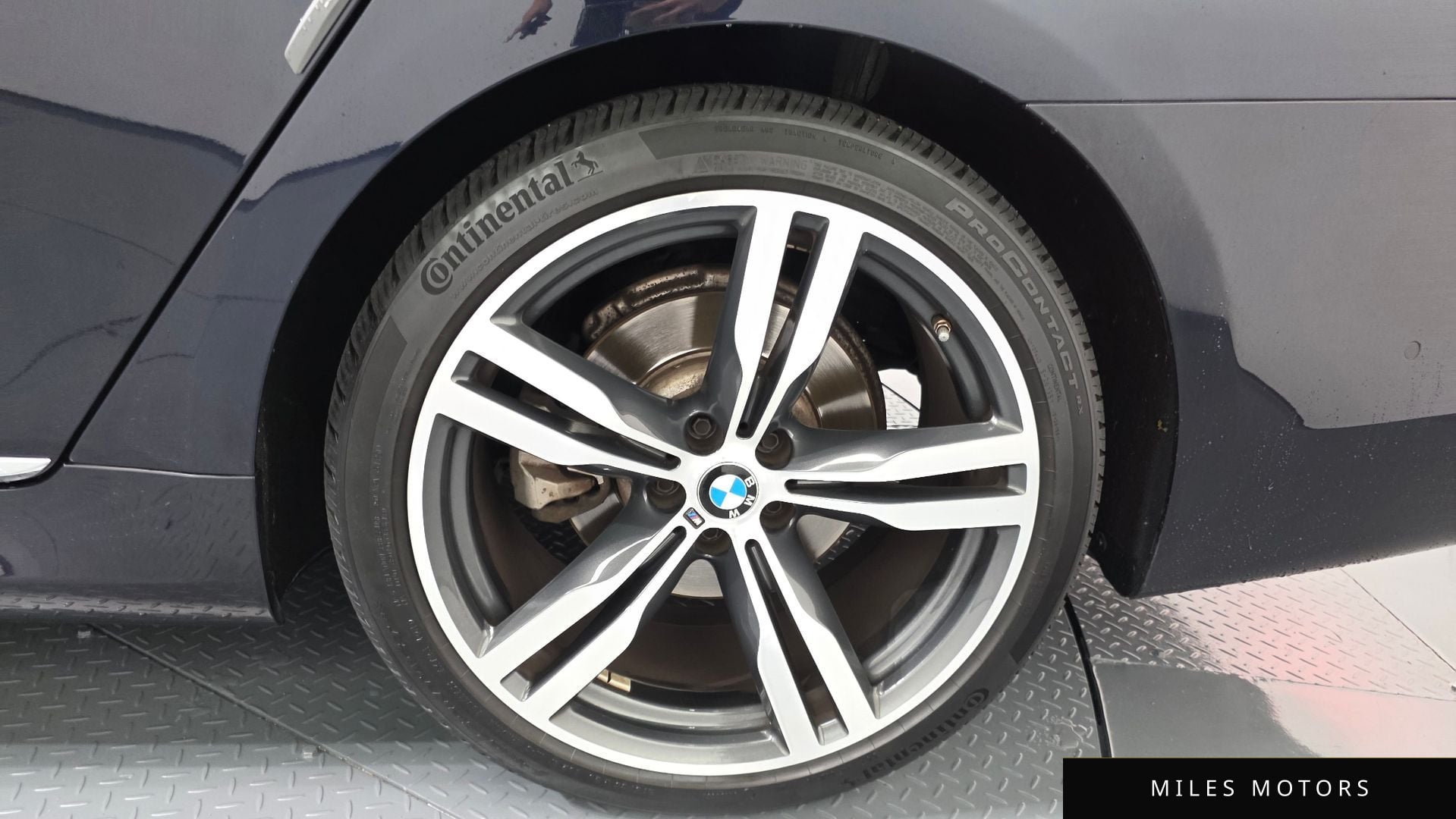 BMW 7 Series (G11) 2018 — миниатюра 6