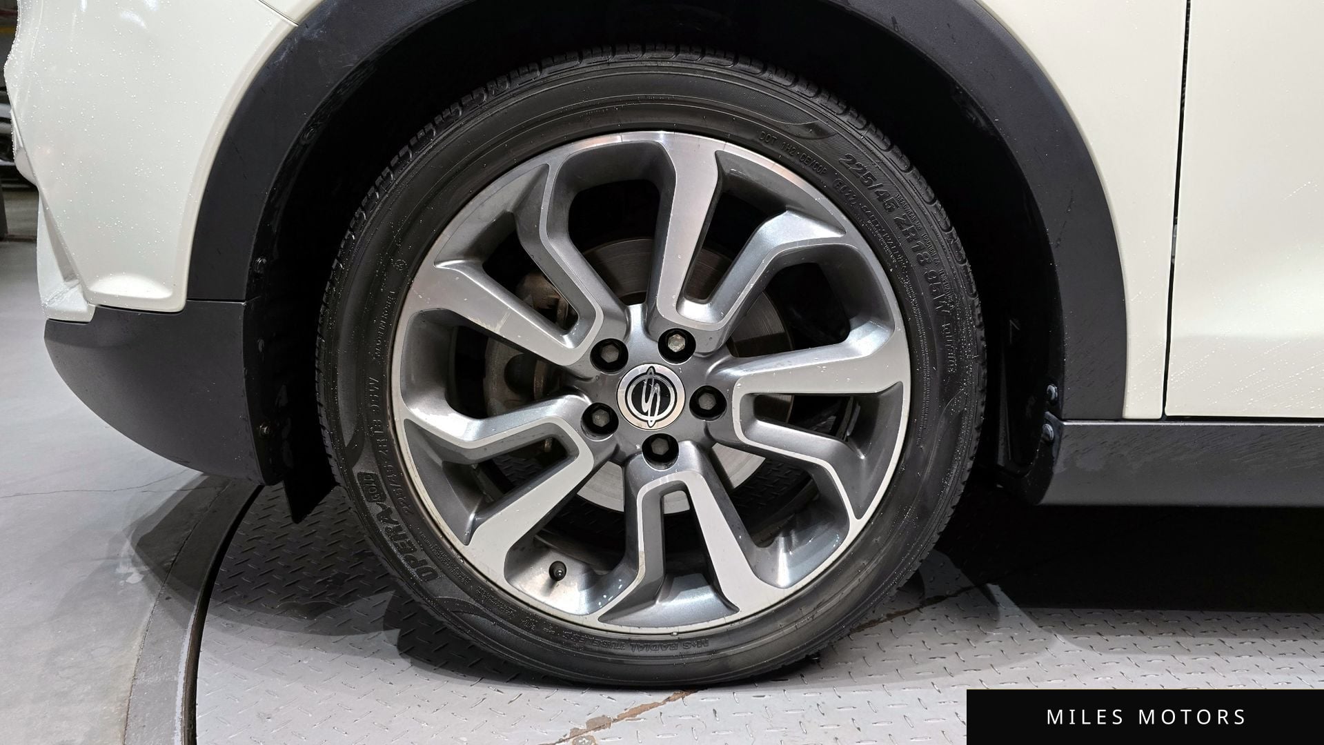 KG Mobility Tivoli 2015 — миниатюра 5