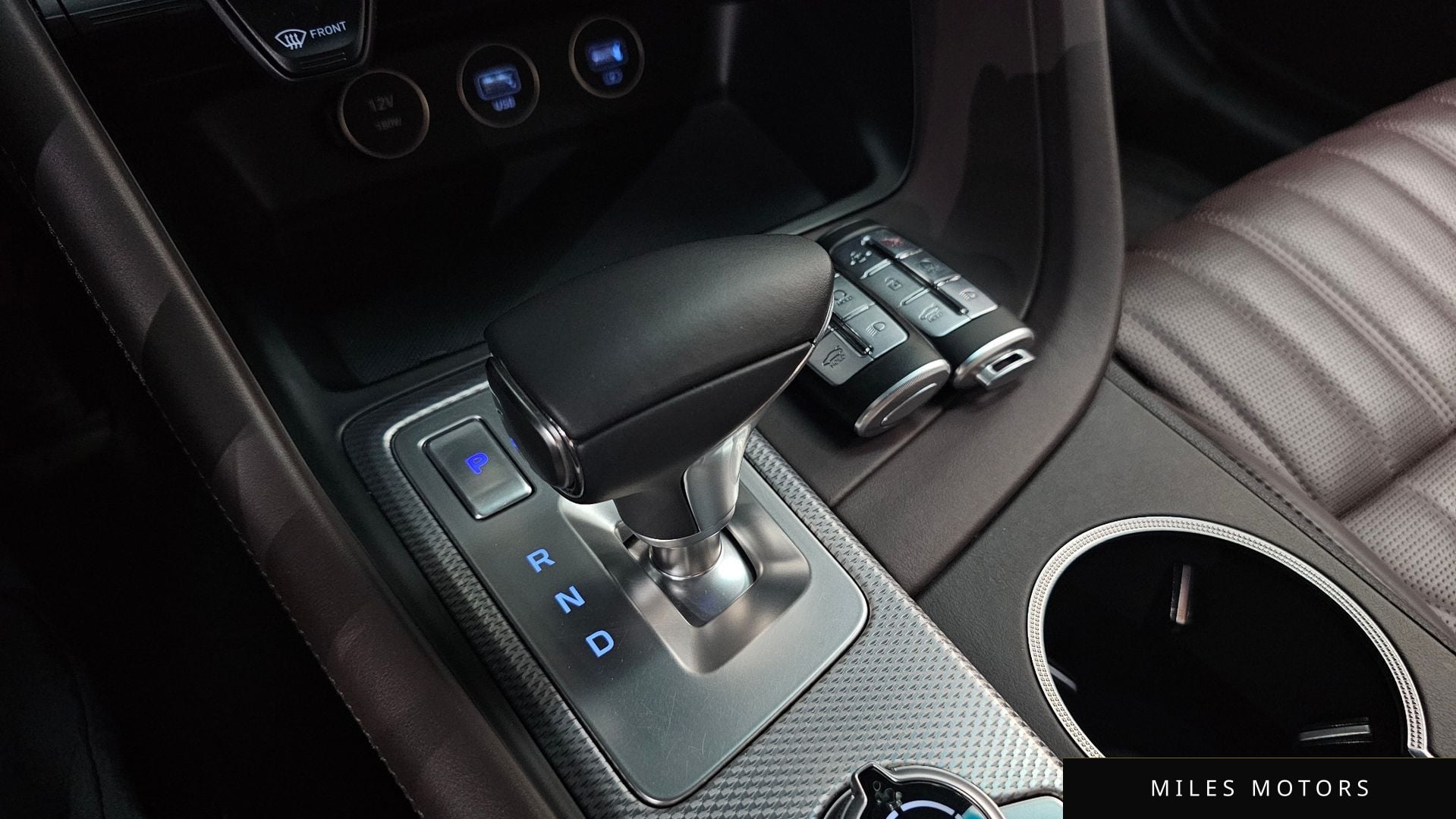Genesis G70 2023 — миниатюра 9
