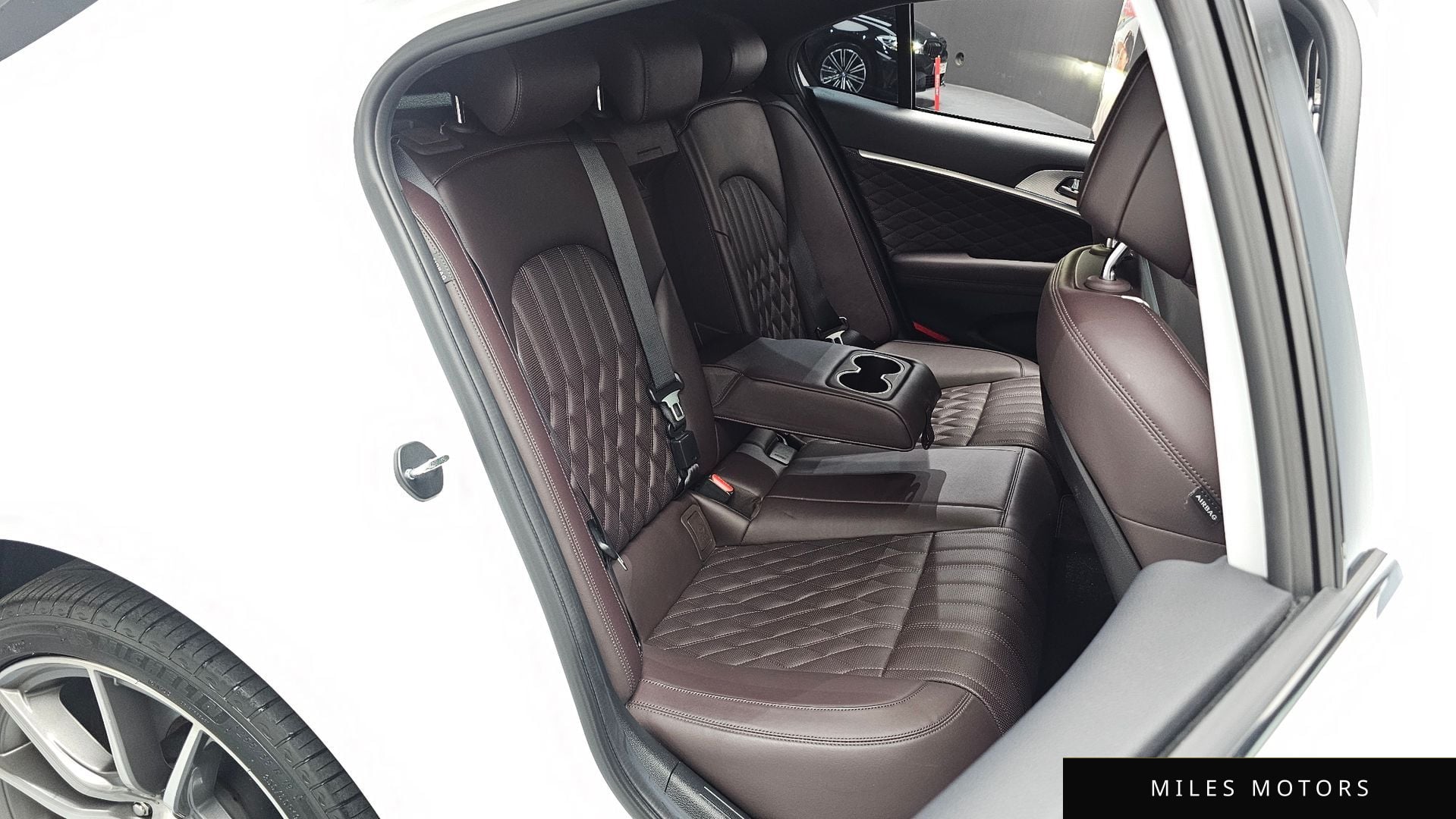 Genesis G70 2023 — миниатюра 11
