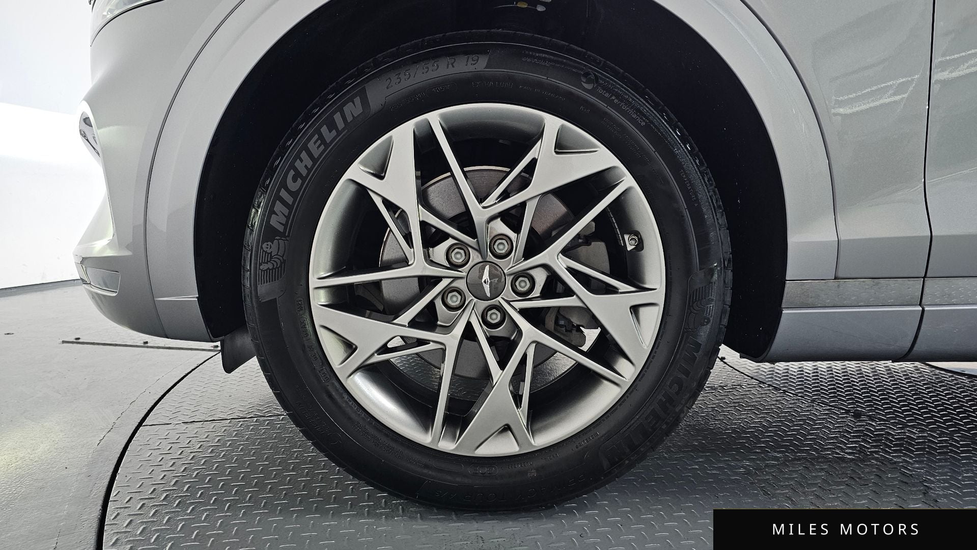 Genesis GV70 2021 — миниатюра 4