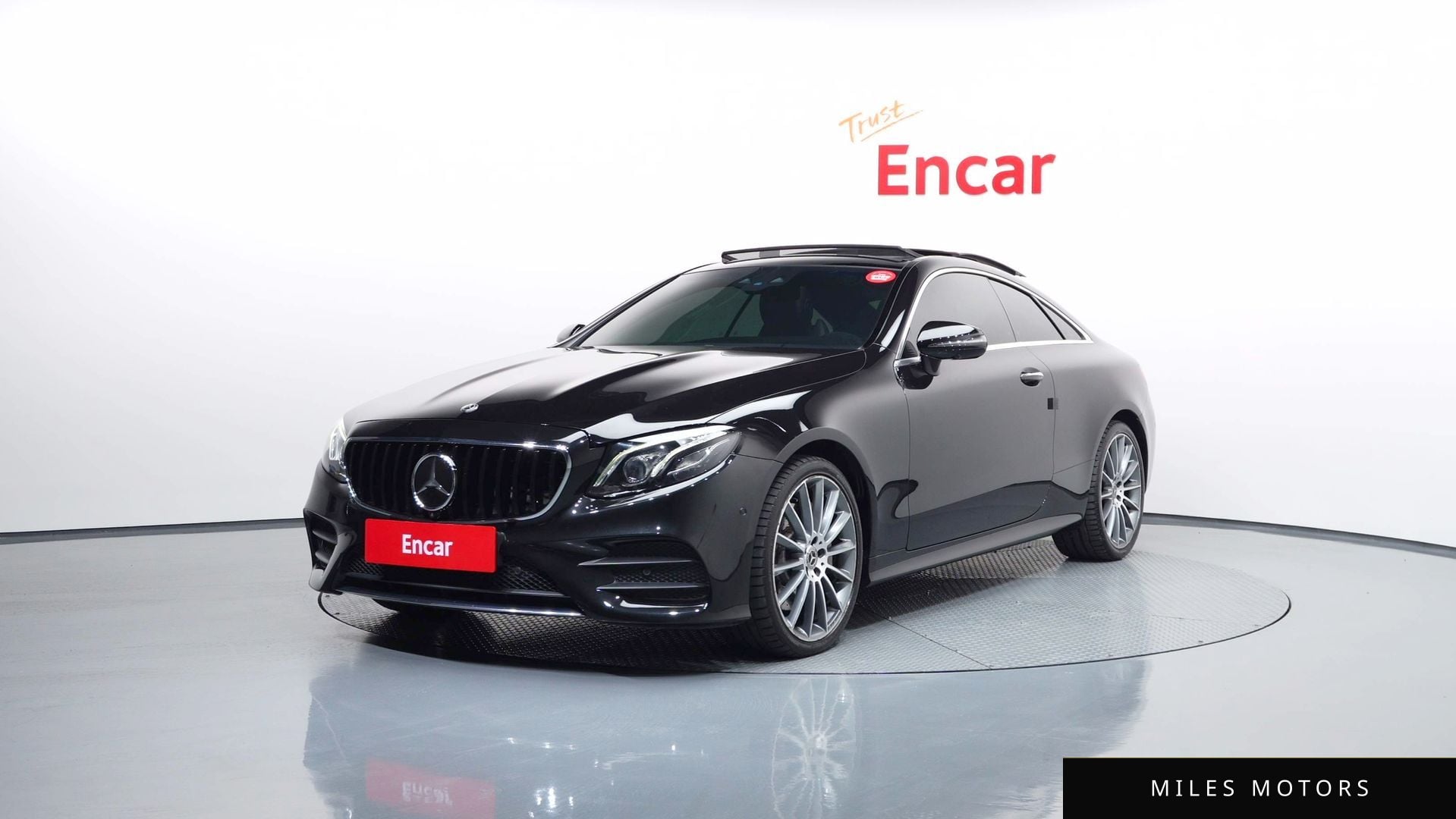 Mercedes-Benz E-Class W213 2017 — фото 1 из 12