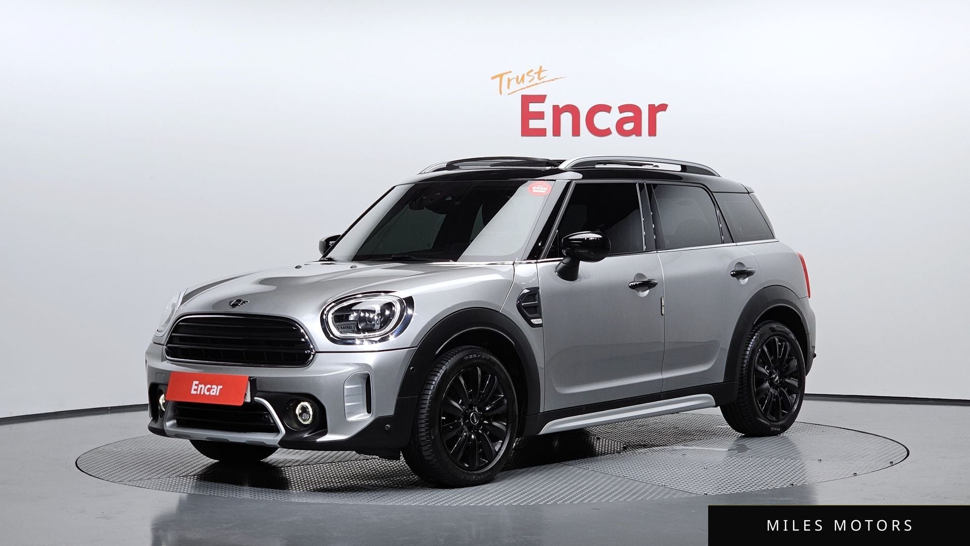 MINI Countryman 2024 — фото 1 из 12