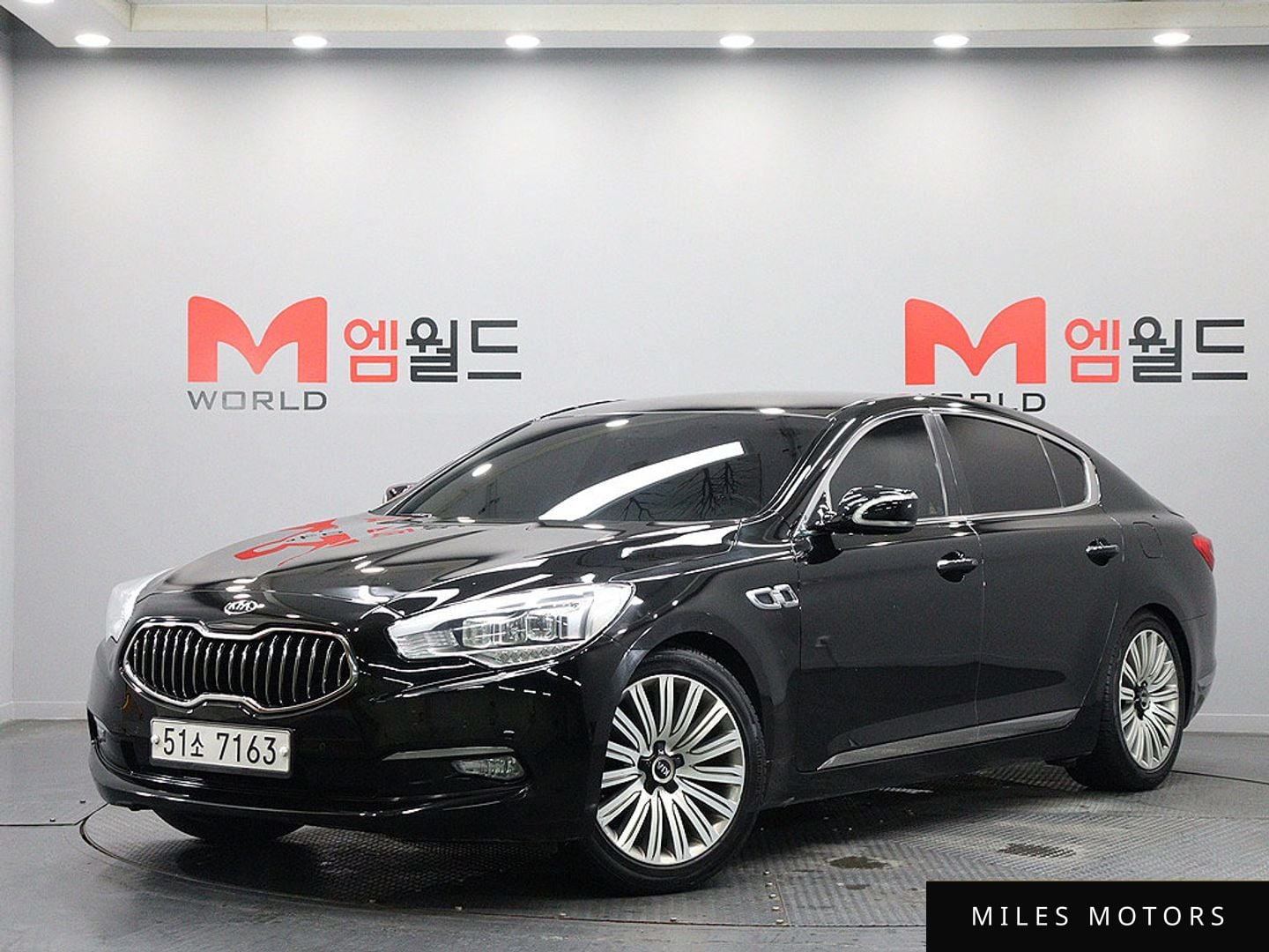Kia K9 2014 — фото 1 из 12