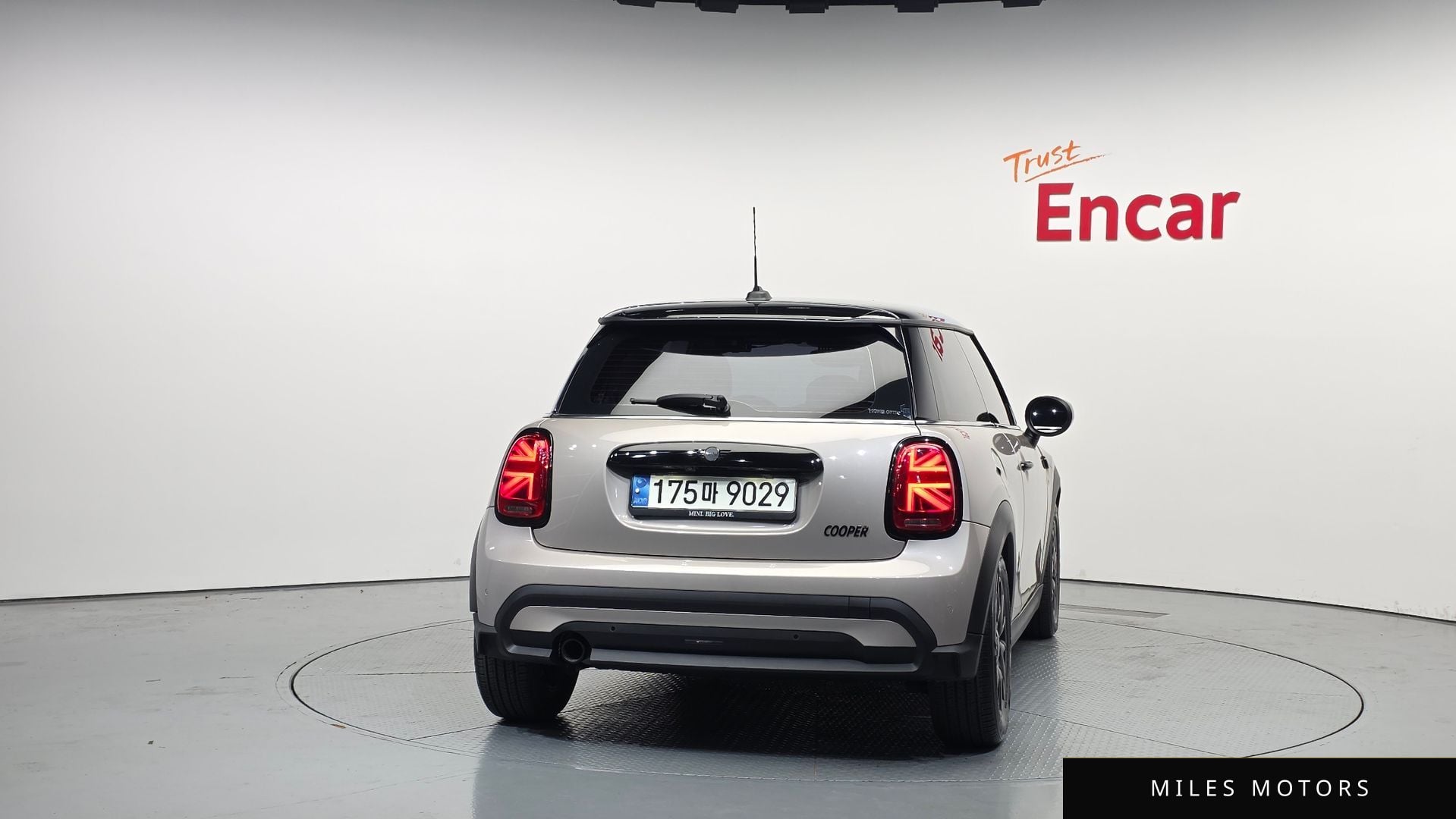 MINI Cooper 2022 — миниатюра 4