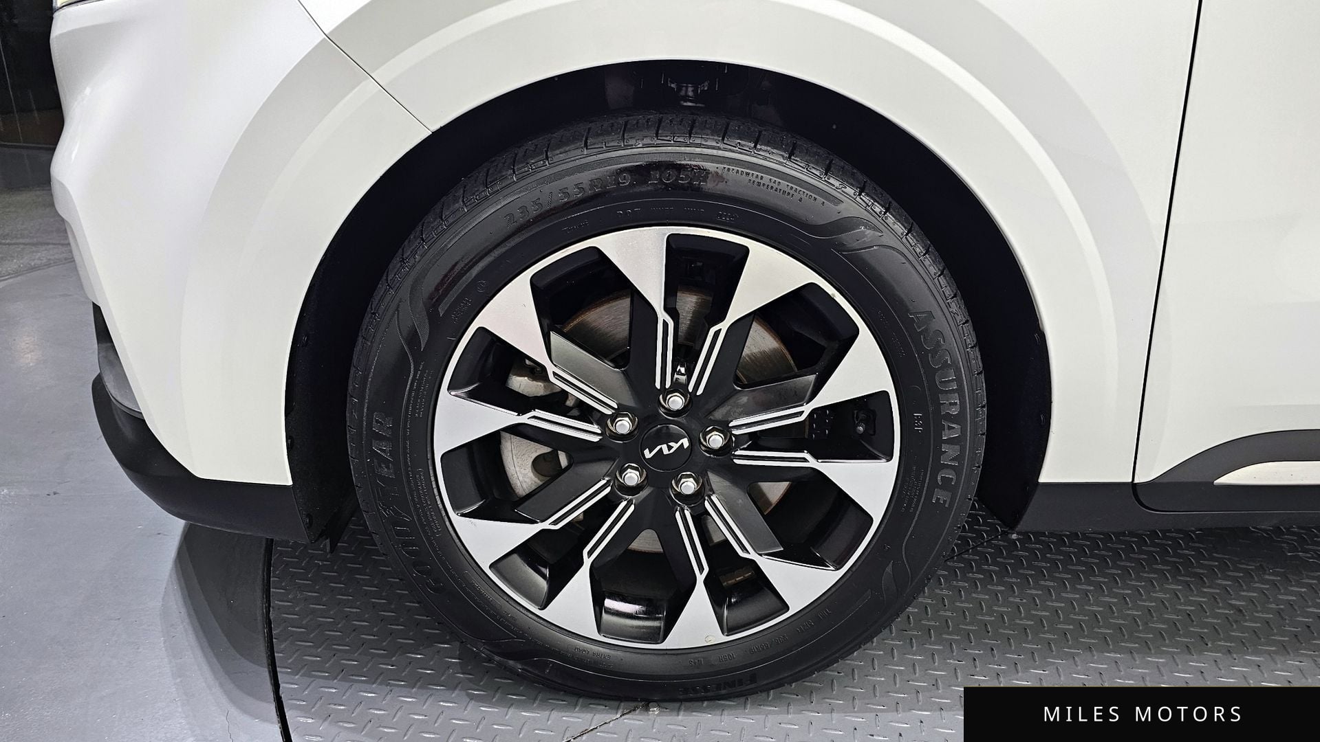 Kia Carnival 2023 — миниатюра 5