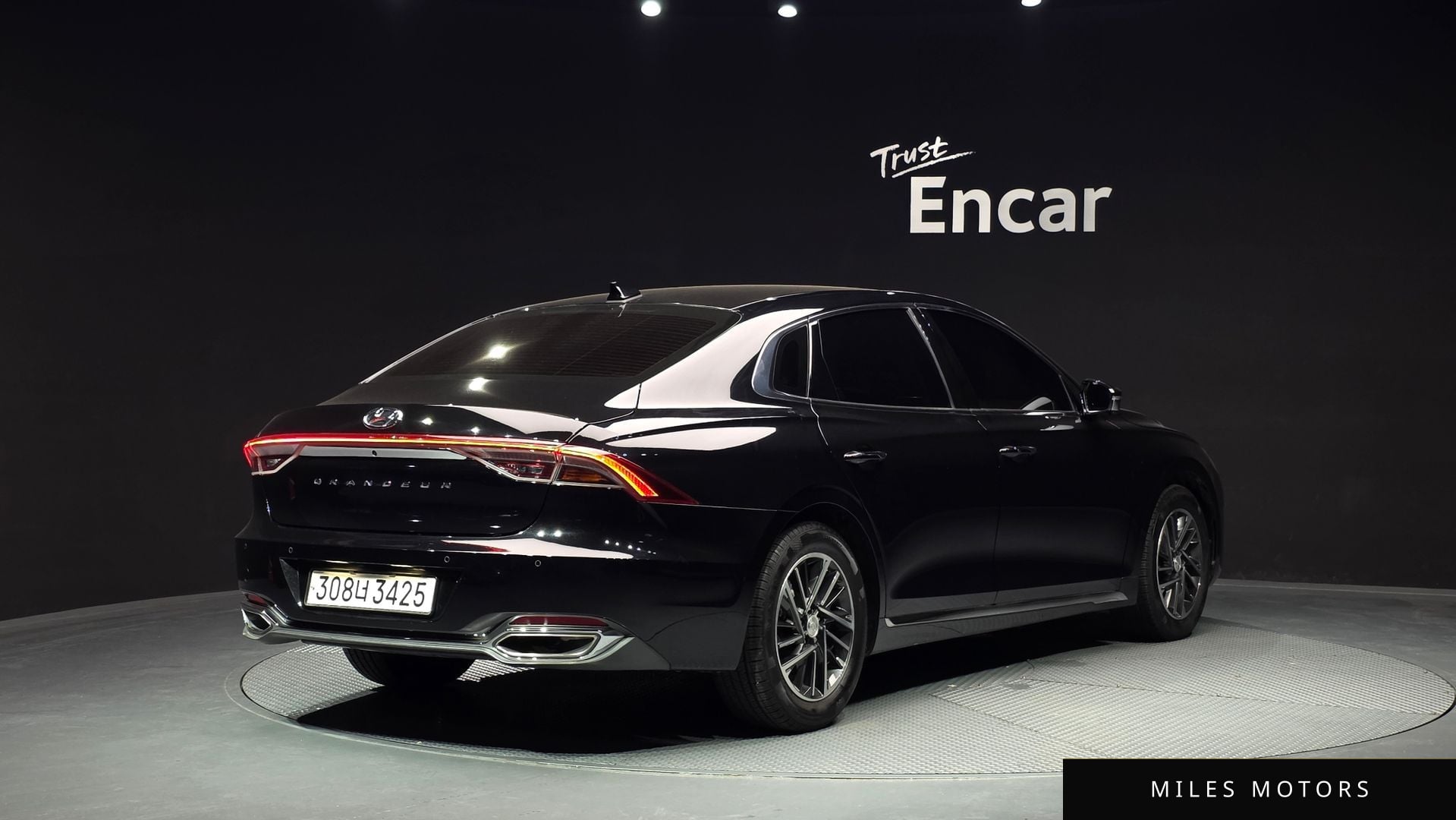 Hyundai Grandeur 2022 — миниатюра 2
