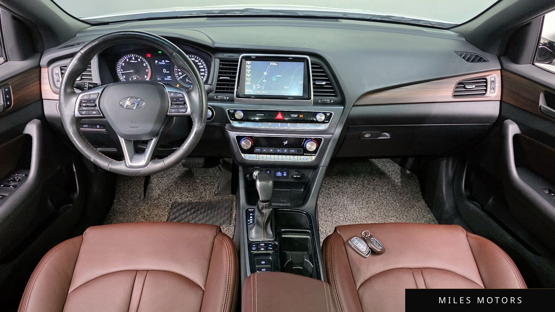 Hyundai Sonata 2019 — миниатюра 10