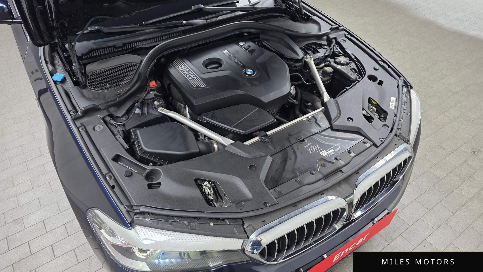 BMW 5 Series (G30) 2018 — миниатюра 6