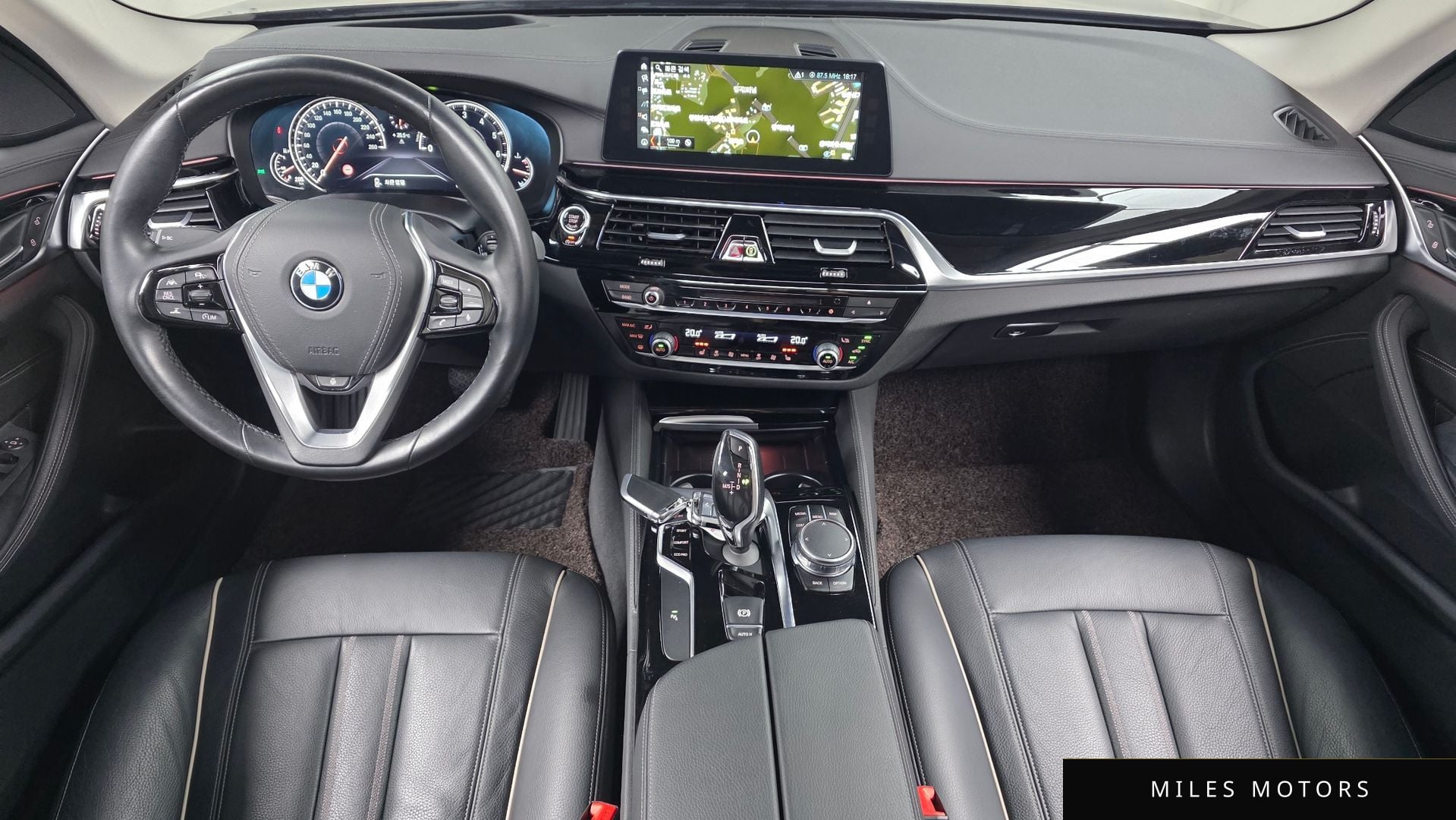 BMW 5 Series (G30) 2018 — миниатюра 10