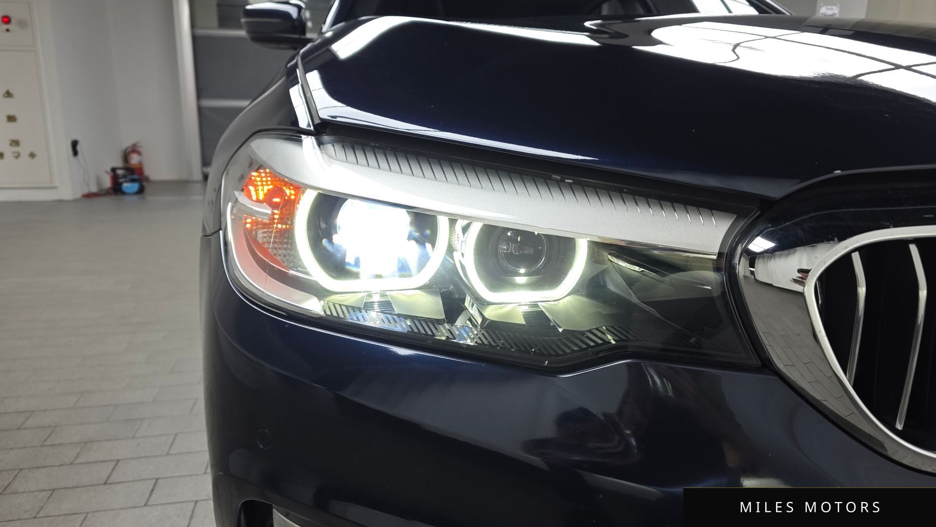 BMW 5 Series (G30) 2018 — миниатюра 8
