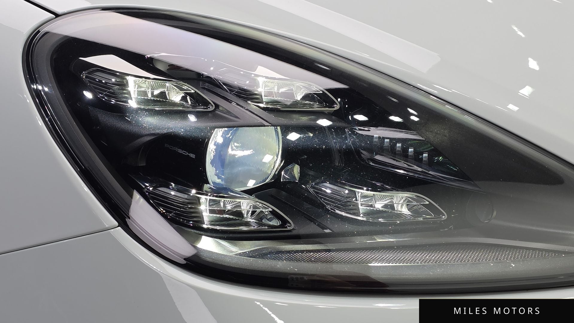 Porsche Cayenne 2019 — миниатюра 8