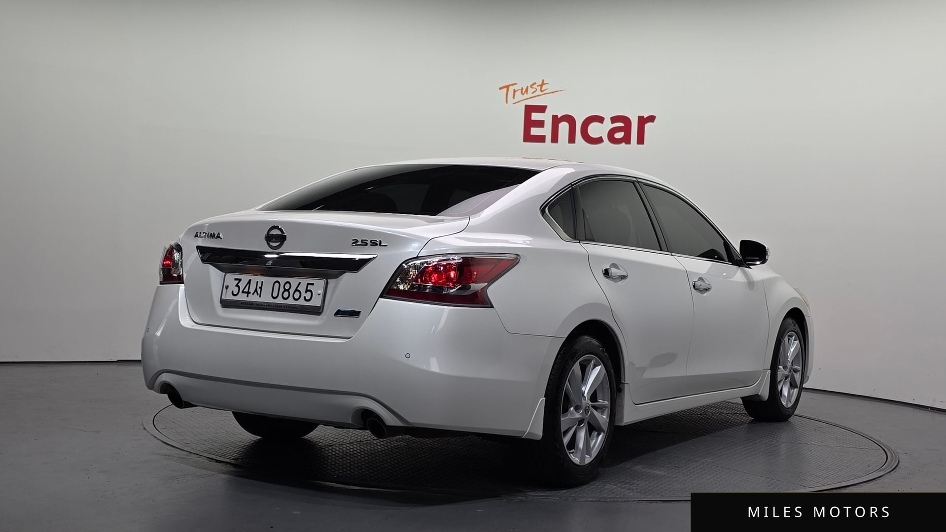 Nissan Altima 2016 — миниатюра 2