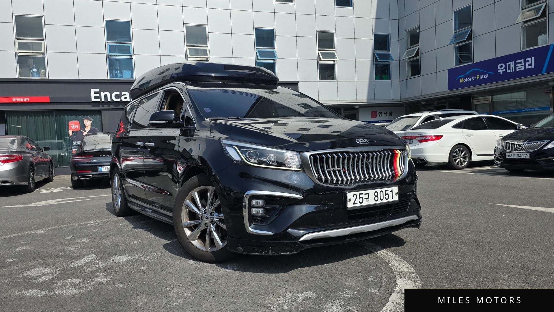 Kia Canival 2019 — фото 1 из 12