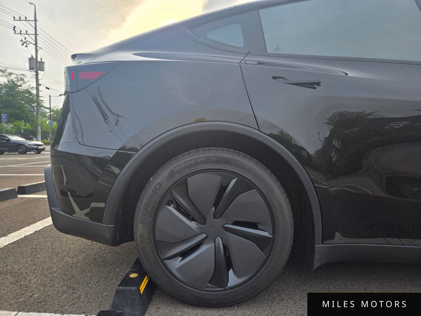 Tesla Model Y 2026 — миниатюра 5