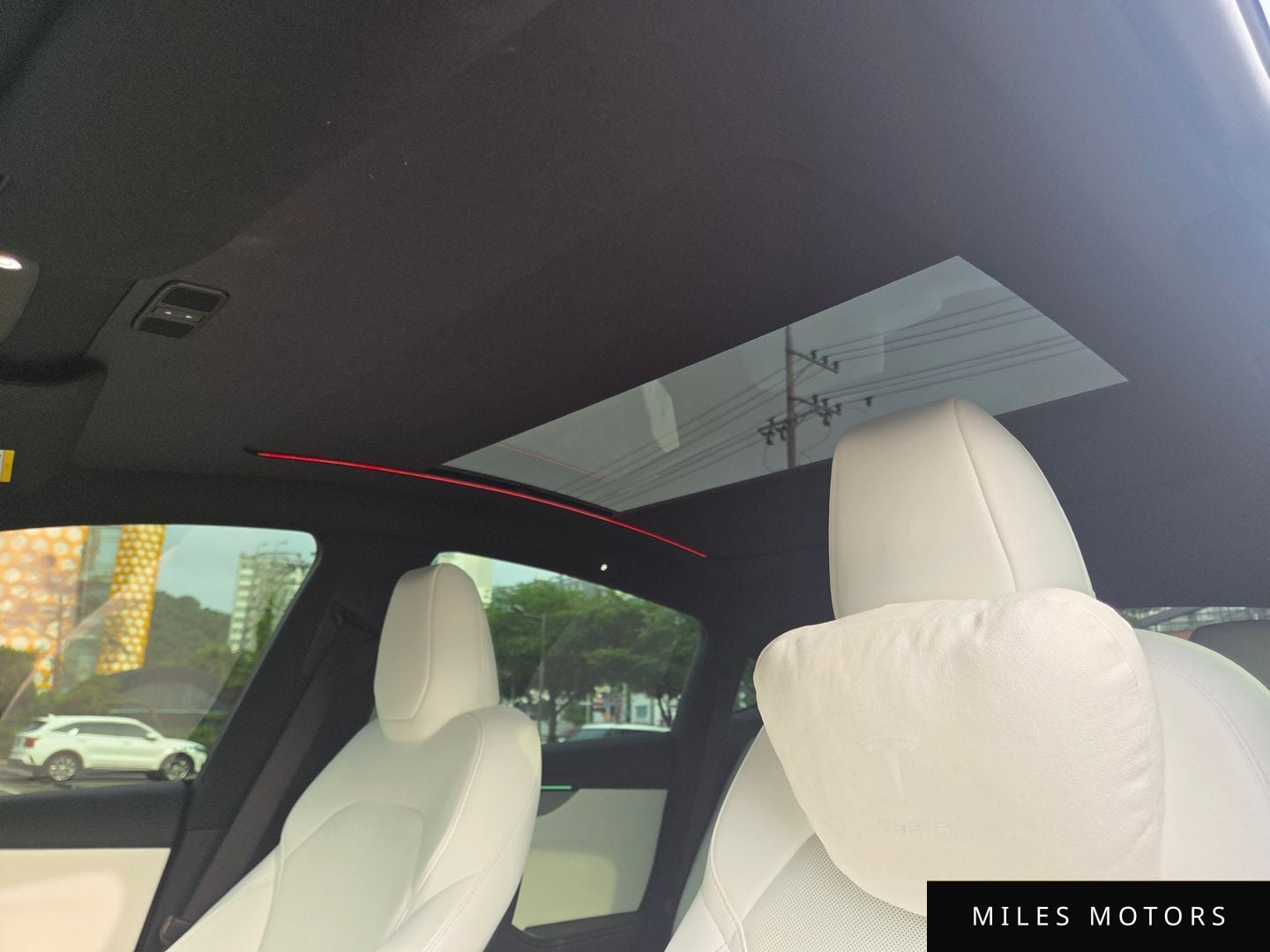 Tesla Model Y 2026 — миниатюра 9